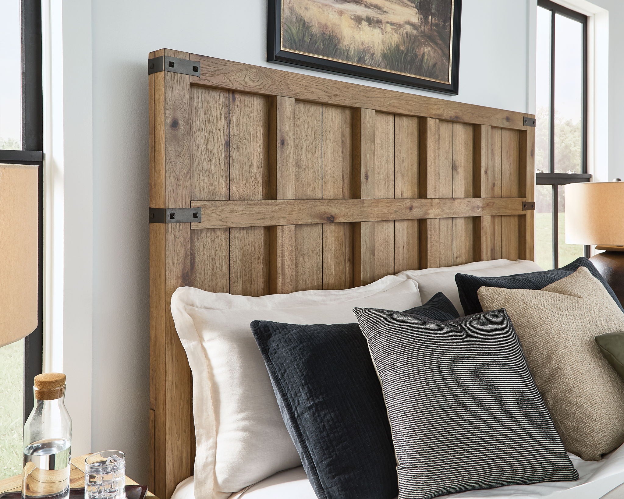 Ridgester - Panel Bed