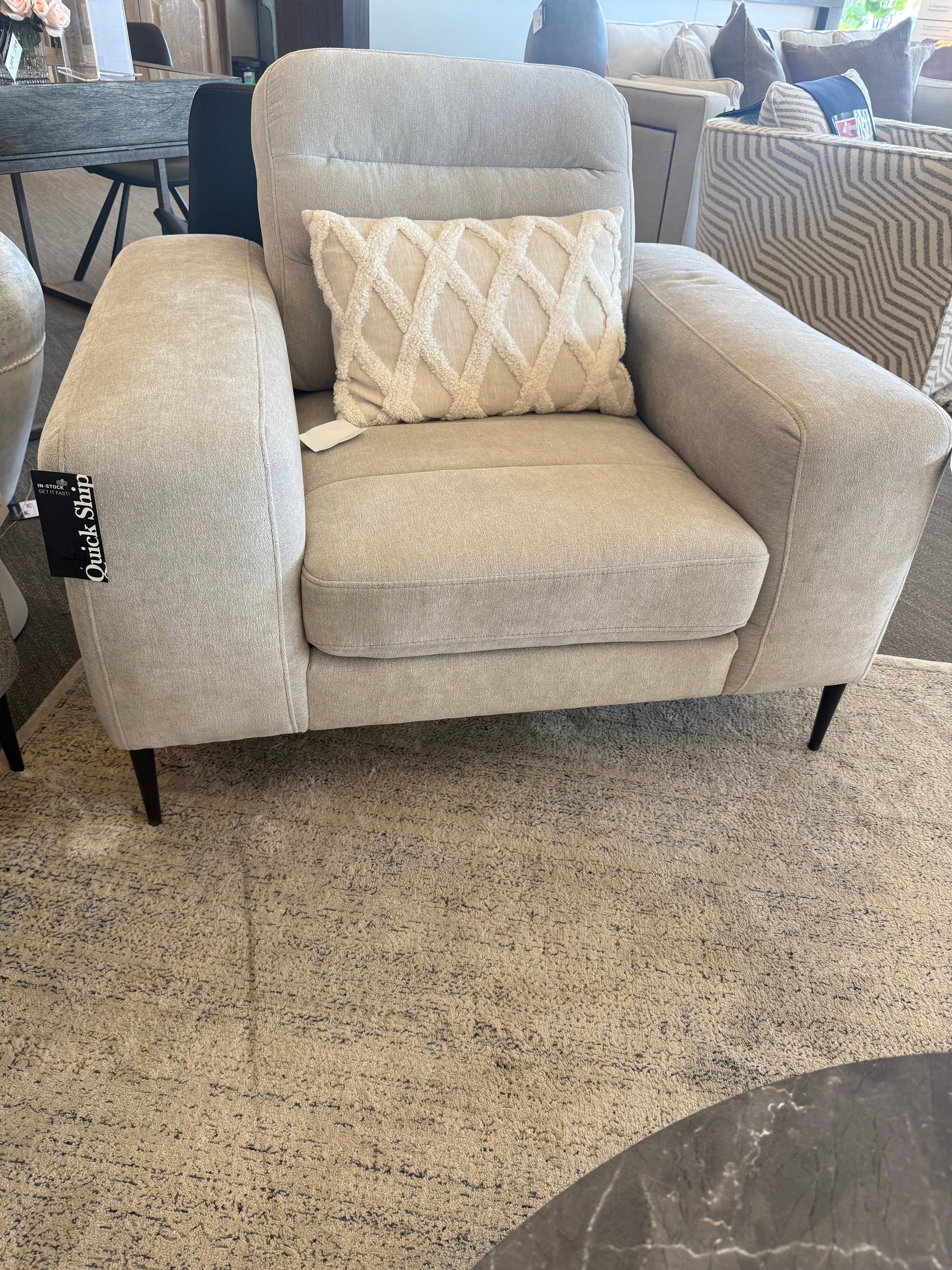 Évita Chair