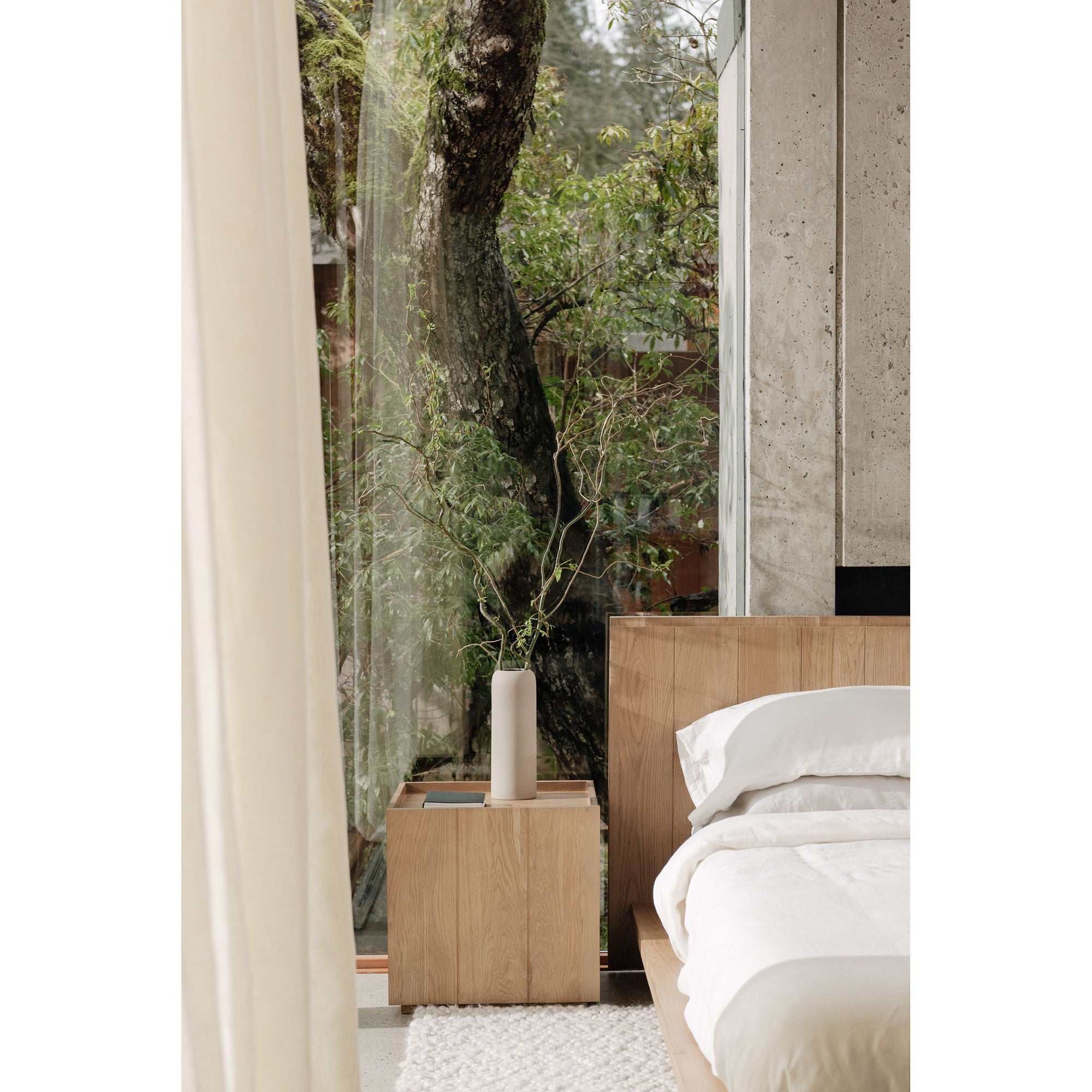 Plank - Queen Bed - Natural Oak