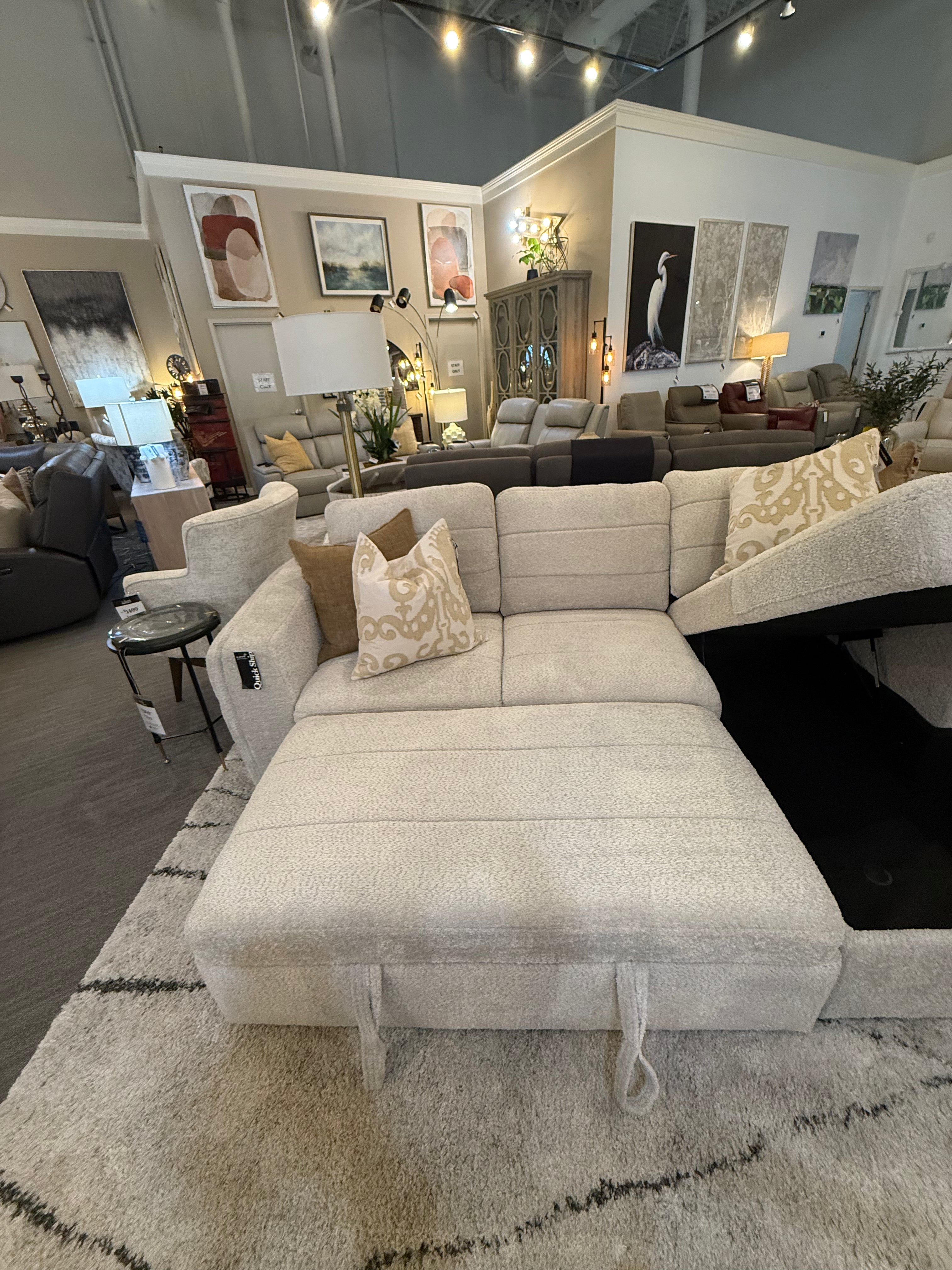 Chanel III Media Sleeper