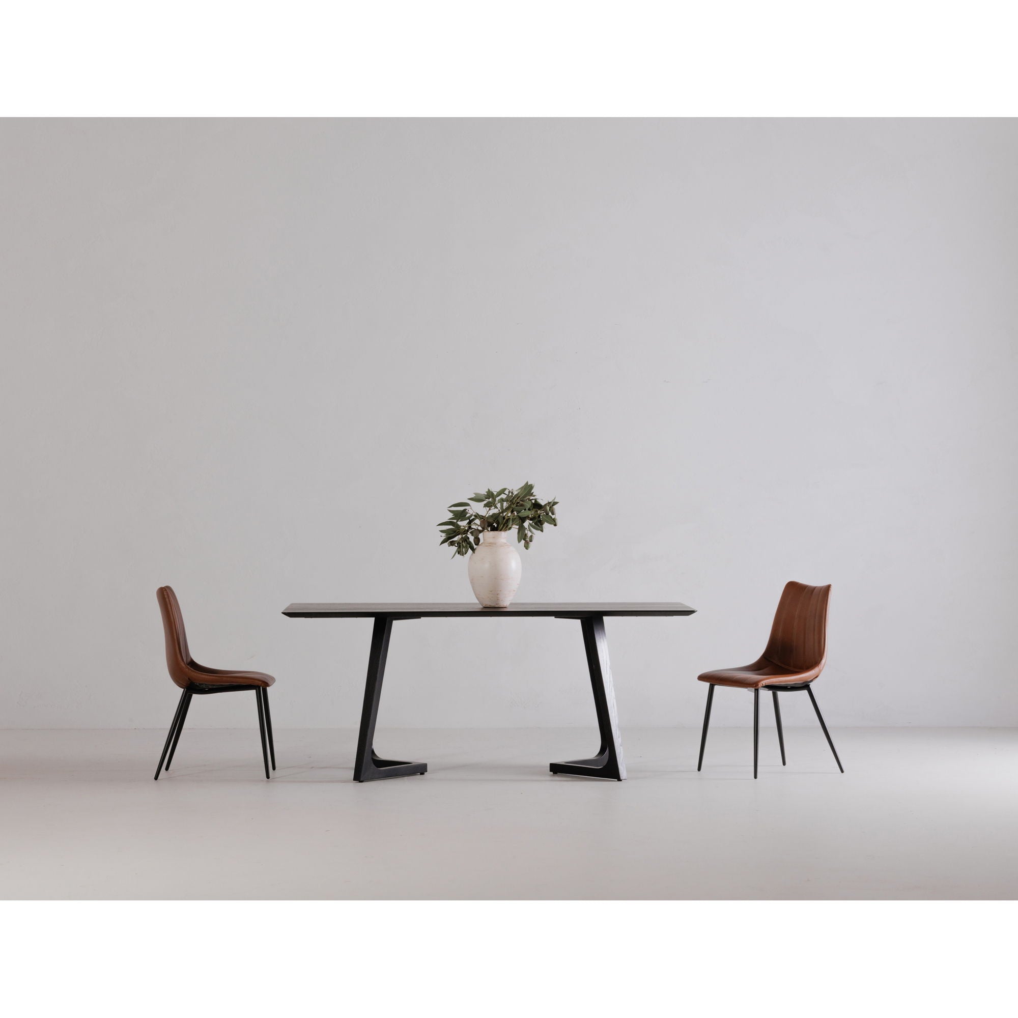 Godenza - Dining Table - Black