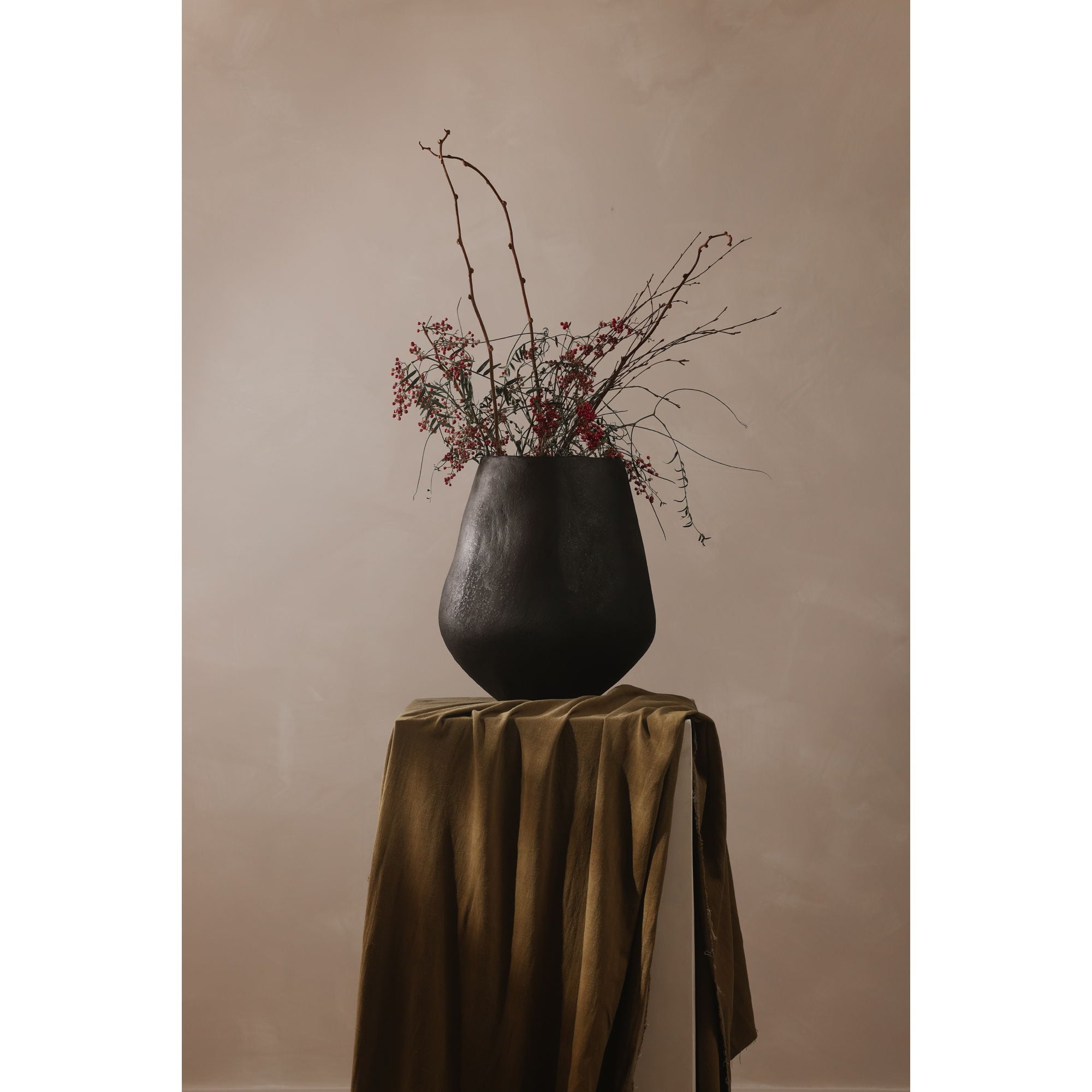 Voss - Decorative Vessel - Black