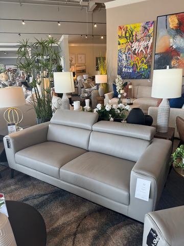 J3693 Sofa