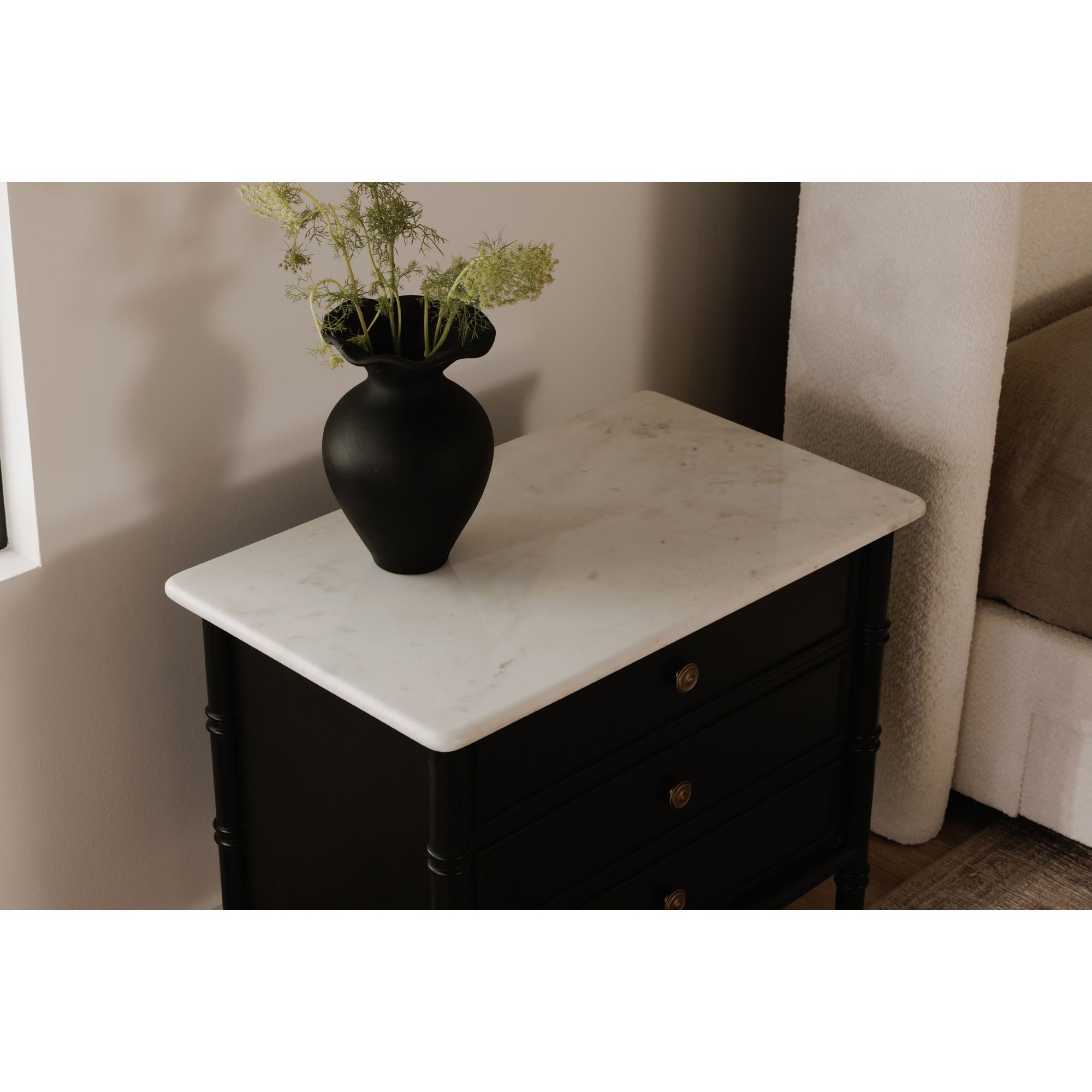 Eleanor - Nightstand - Black