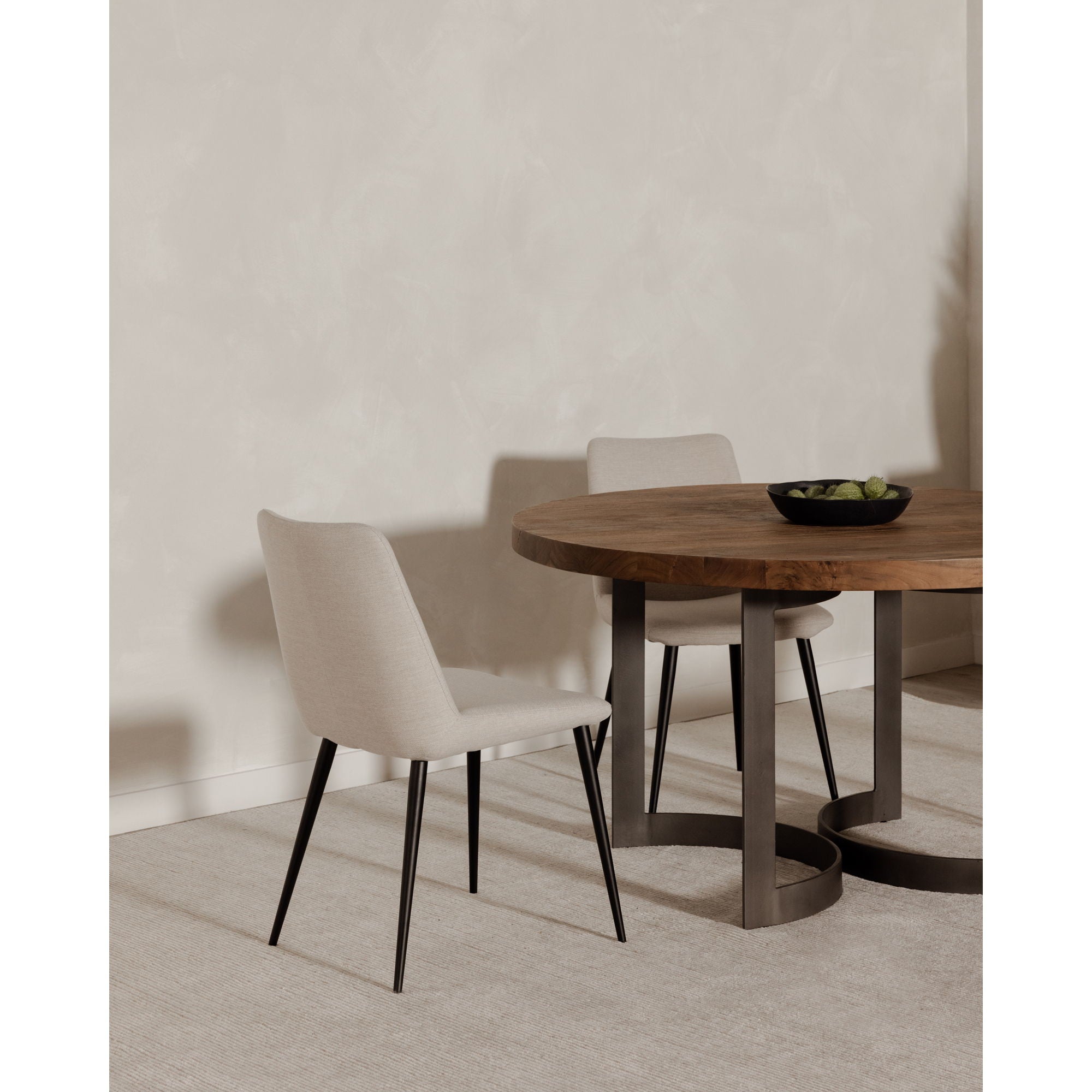 Bent - Round Dining Table - Natural Stain