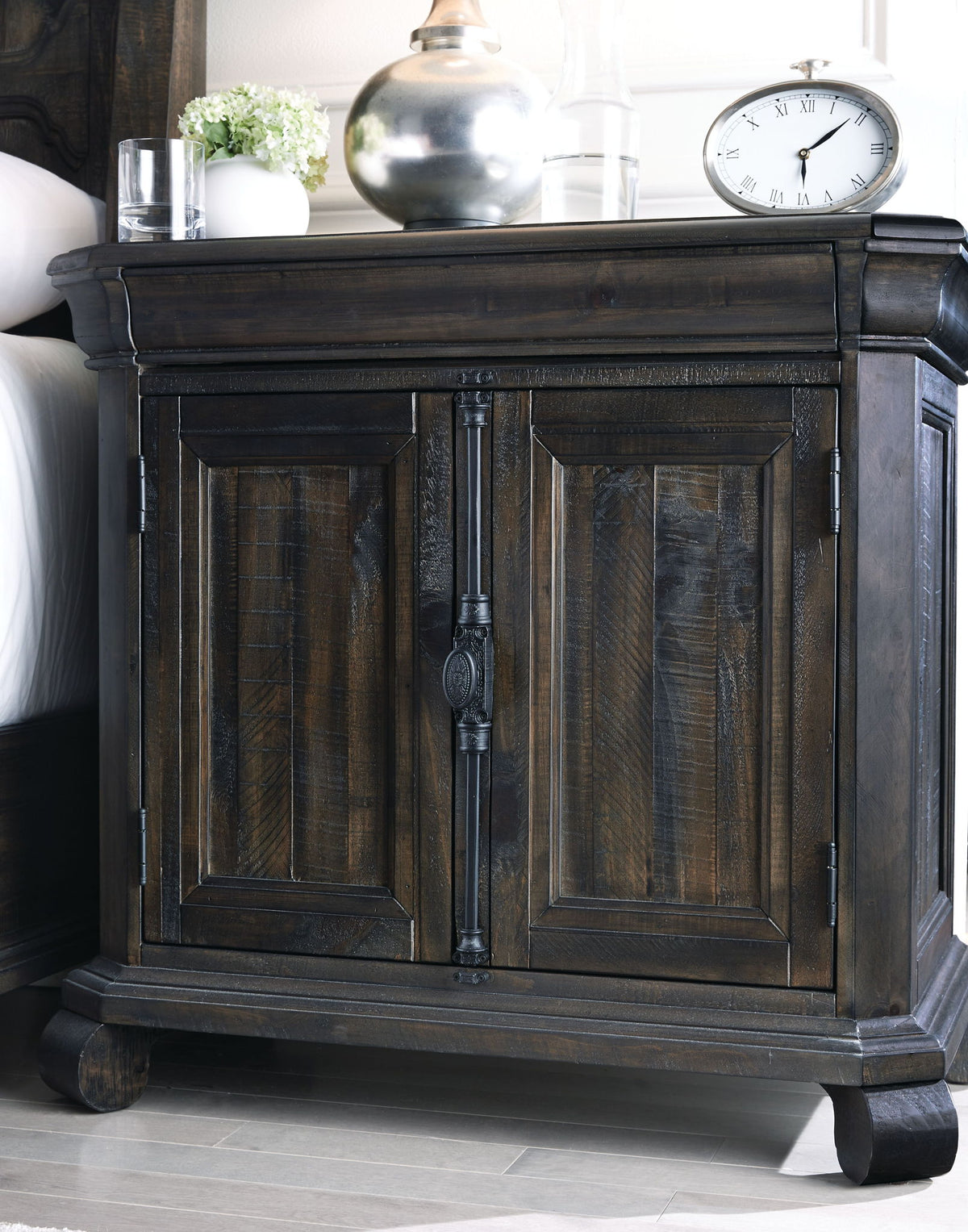 Bellamy - Bachelor Chest - Peppercorn