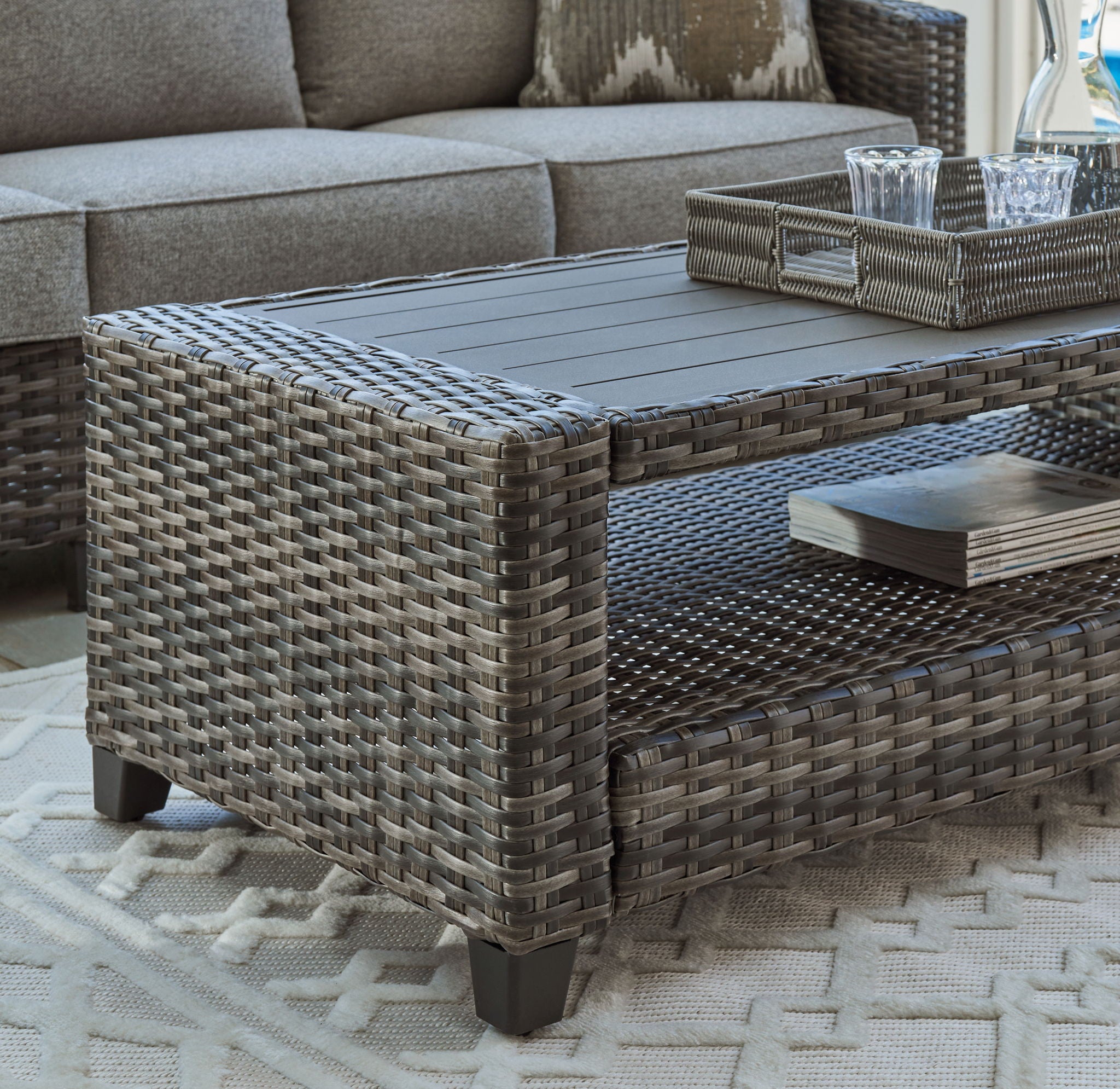 Oasis Court - Sofa, Chairs, Table Set (Set of 4) - Gray