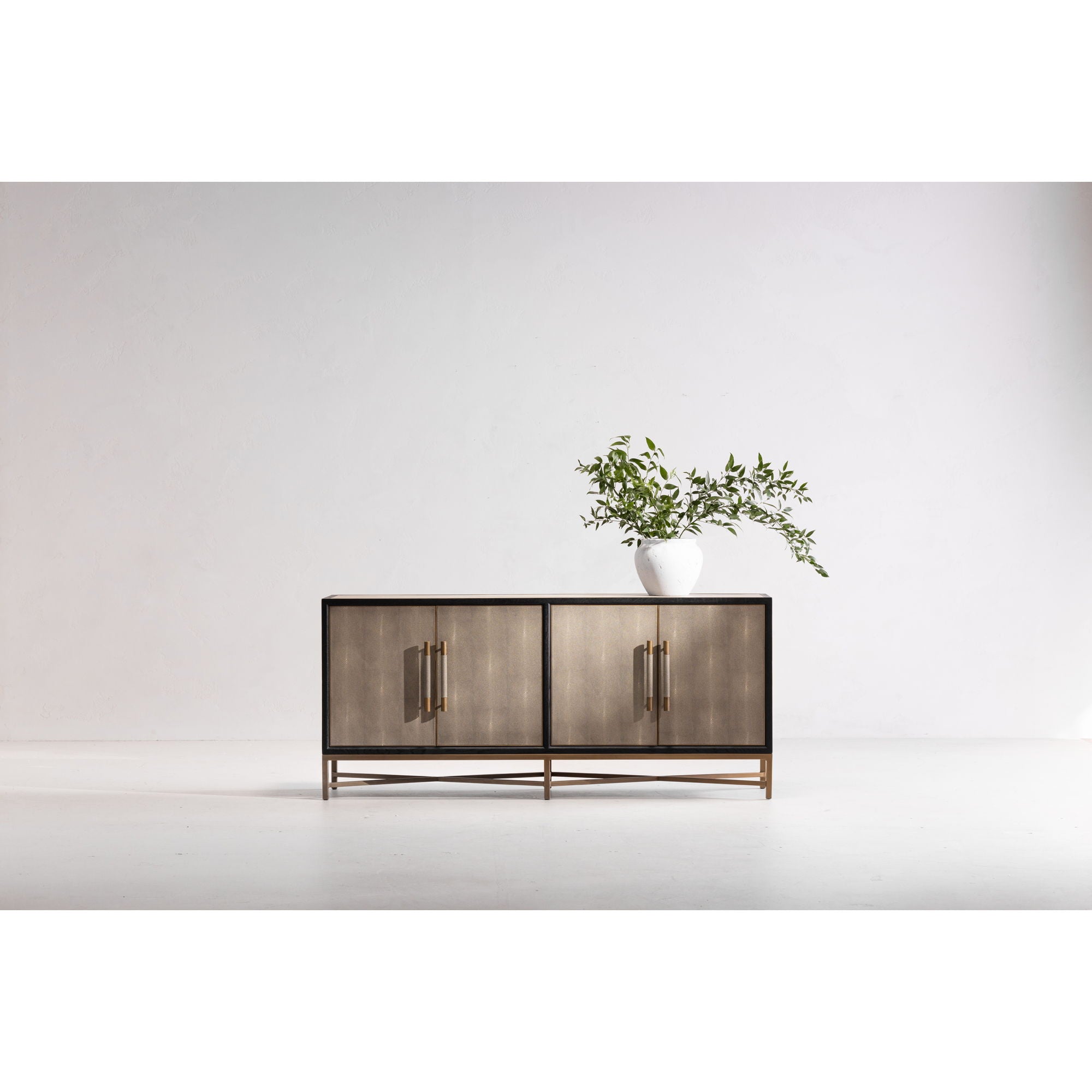 Mako - Sideboard - Gray