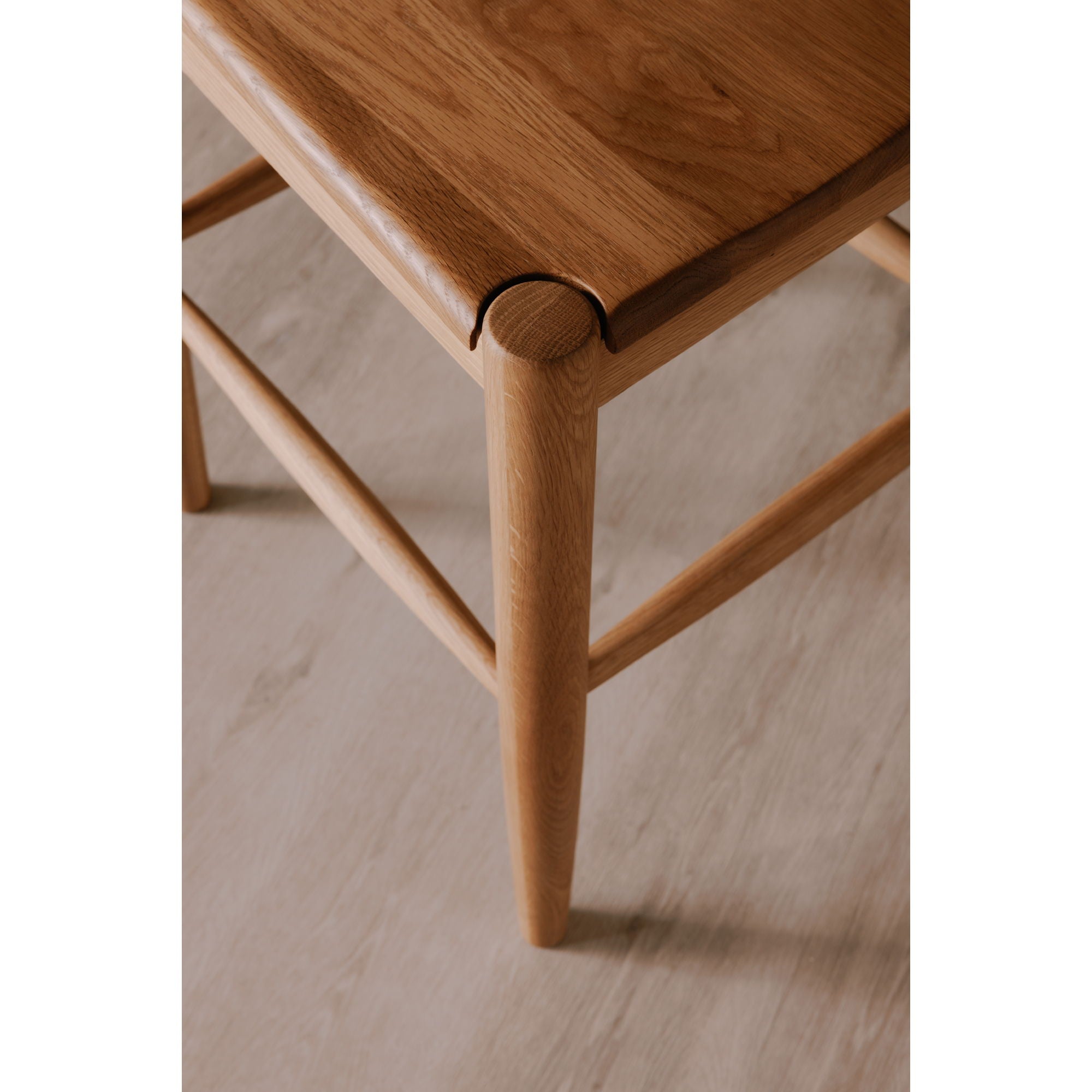 Owing - Barstool - Oak