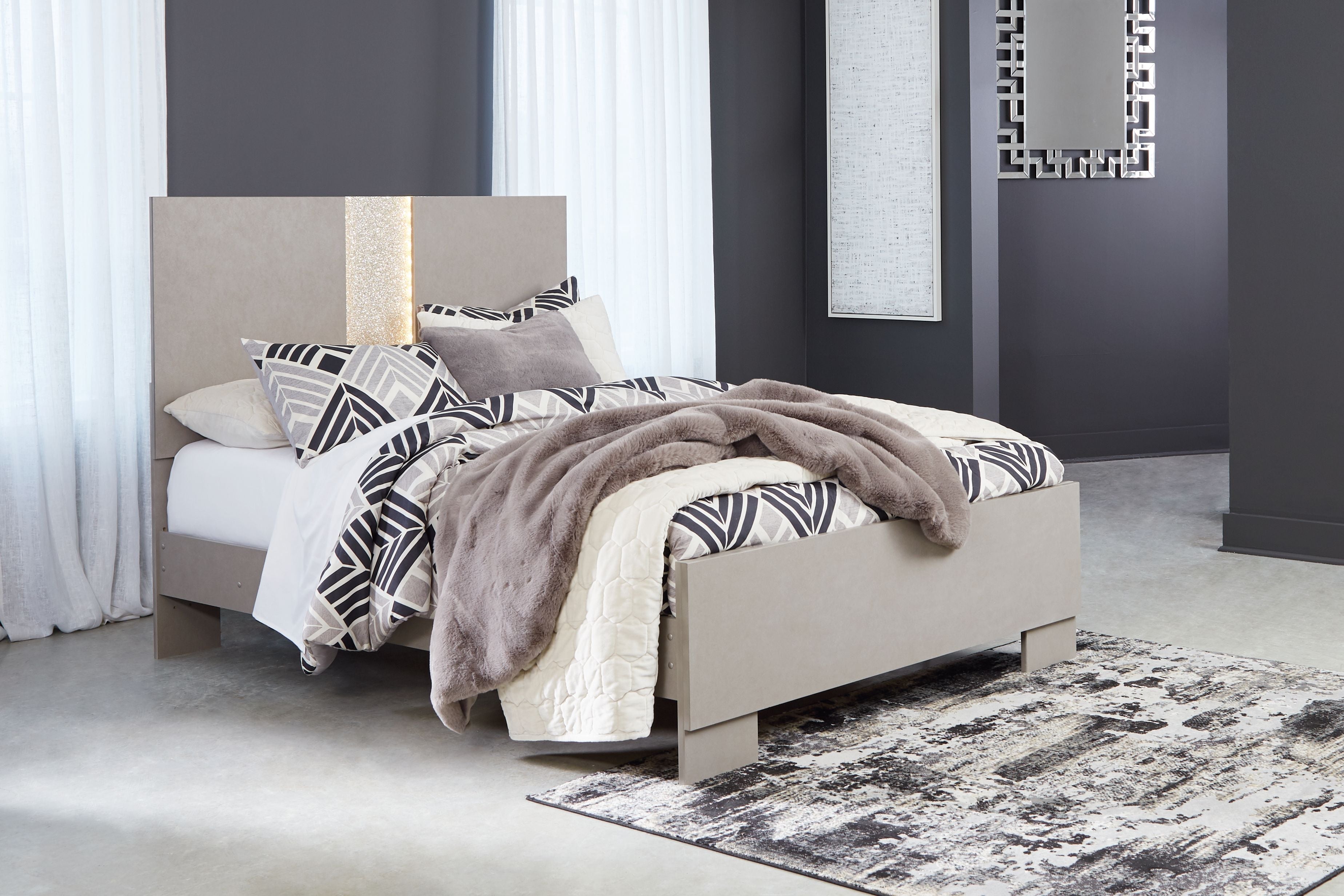 Surancha 6 Piece Queen Panel Bedroom - Gray Surancha 6 Piece Queen Panel Bedroom - Gray