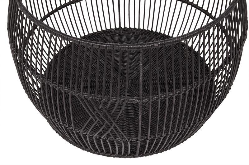 Rug Displays - Rattan Iron Basket