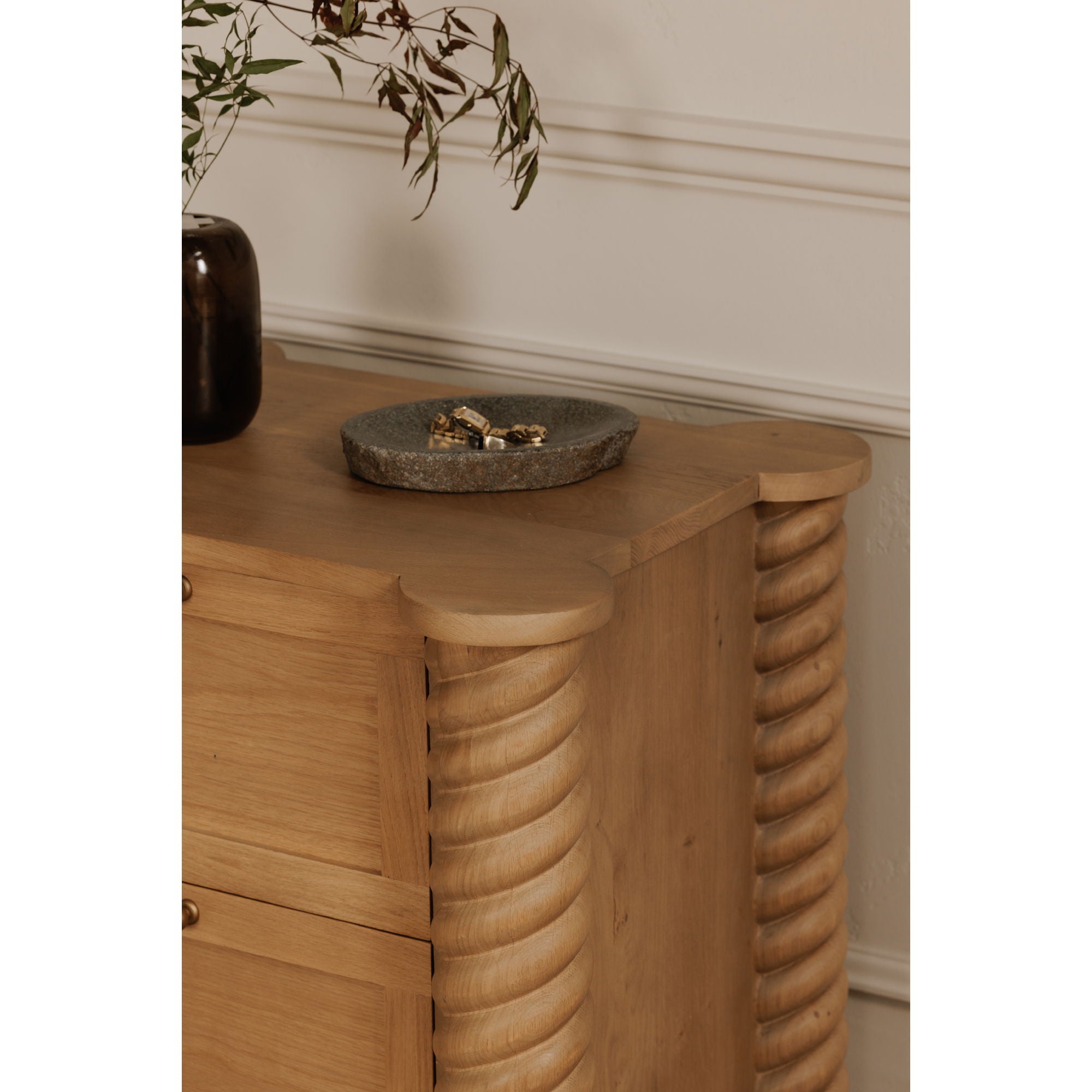 Treccia - 2 Drawer Nightstand - Oak