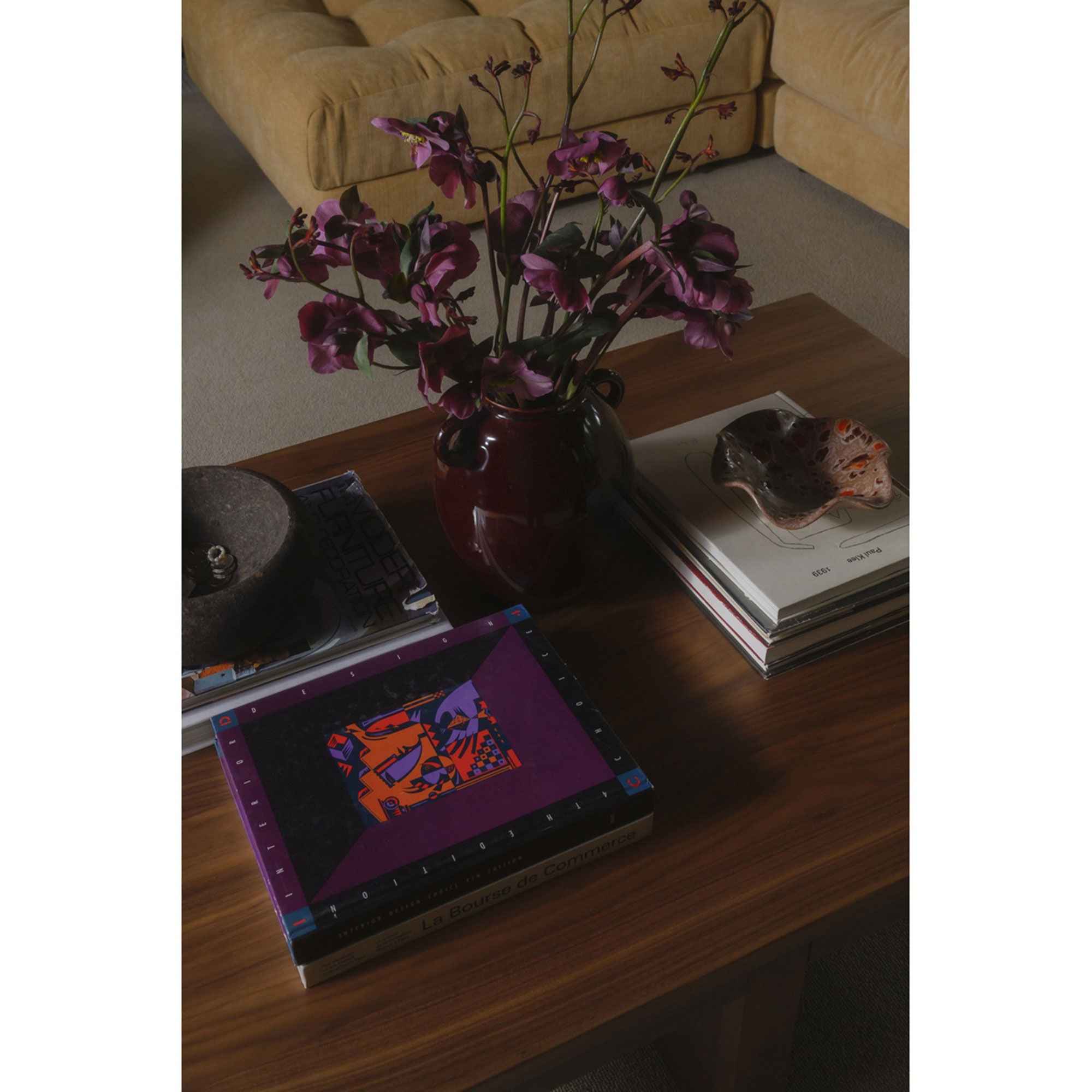 Folke - Coffee Table - Walnut / Brown