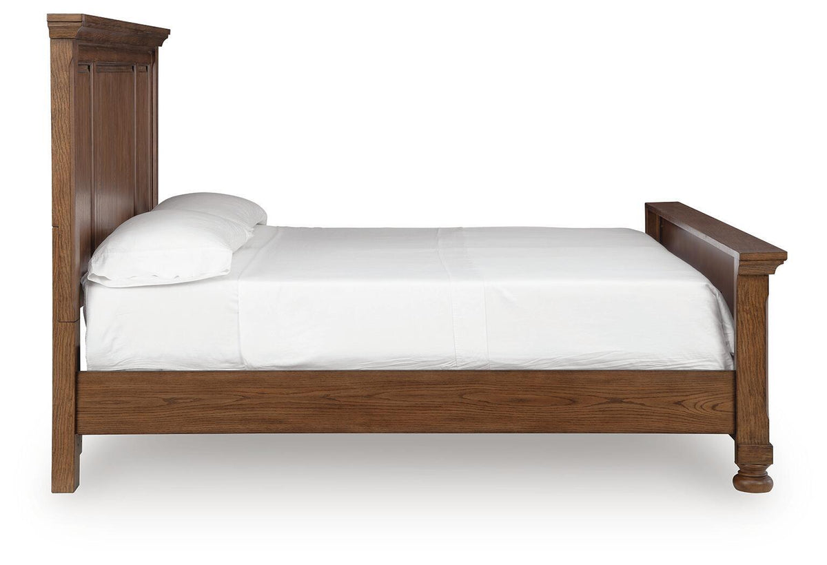 Zackaryn - Panel Bed