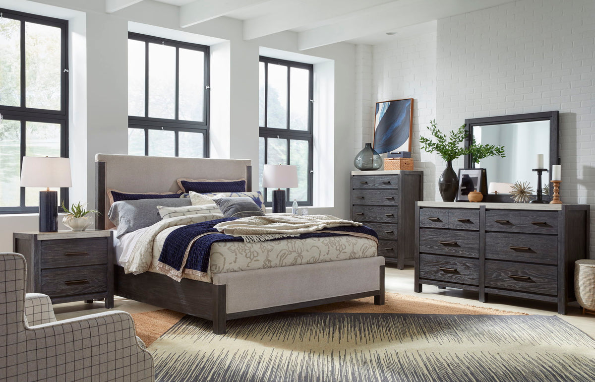 Plum Creek - Drawer Nightstand