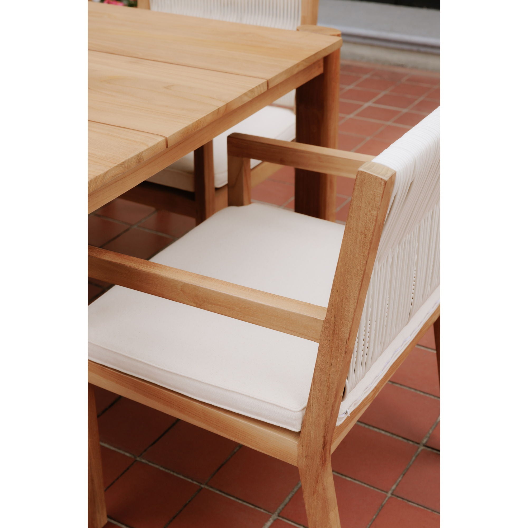 Luce - Outdoor Dining Chair - Natural