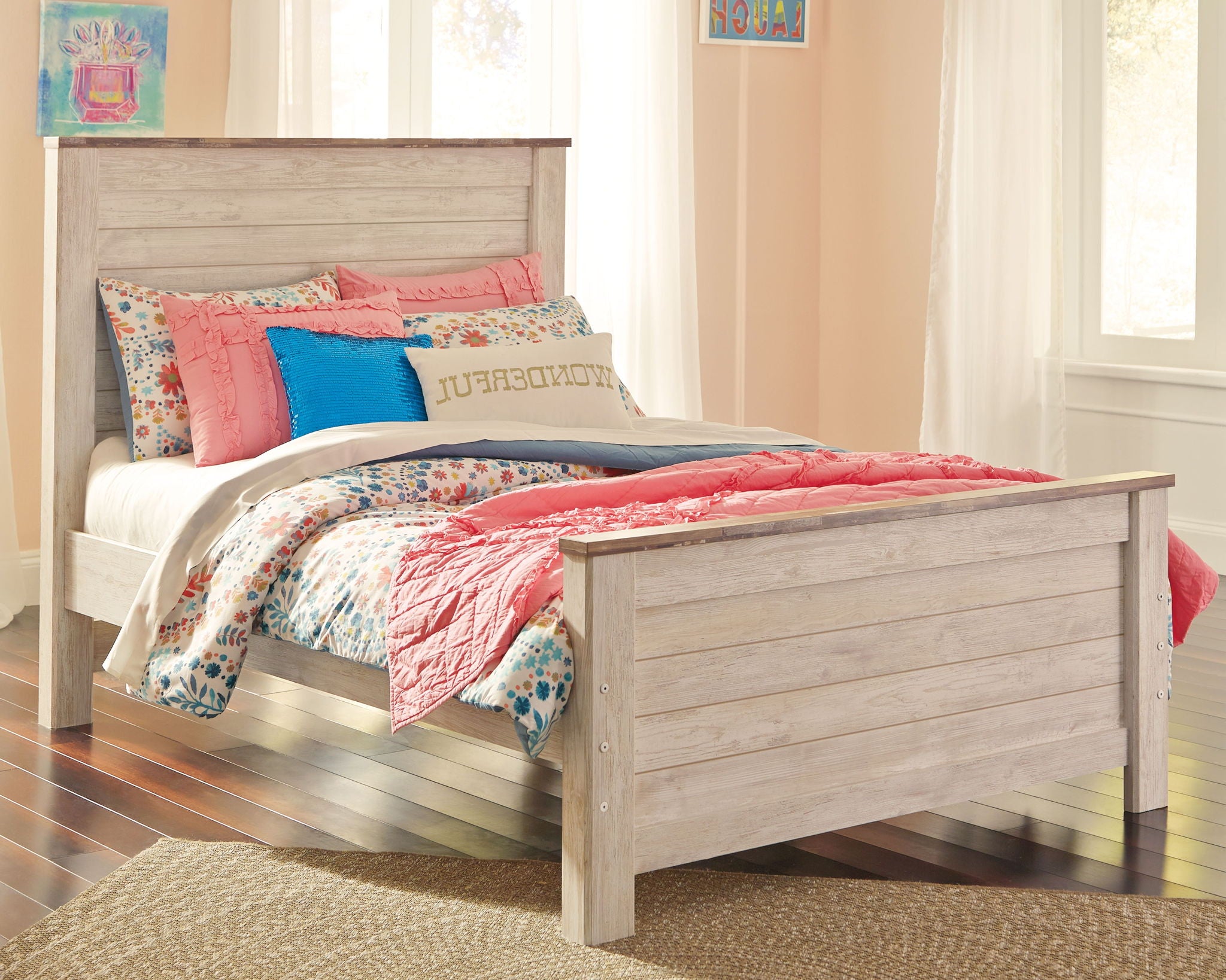 Willowton - Panel Bed