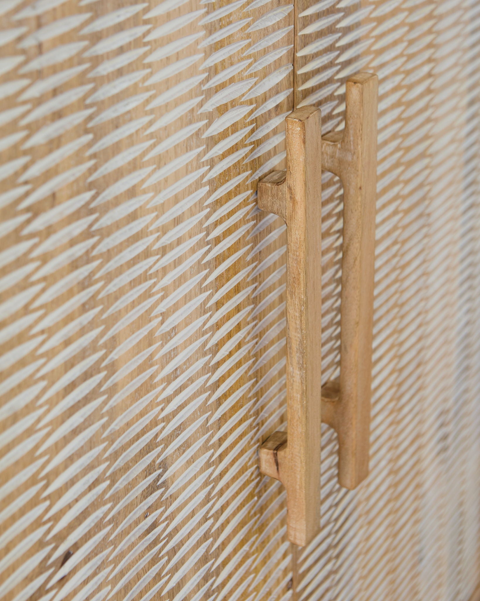 Dallinbury - Natural / White Wash - Accent Cabinet