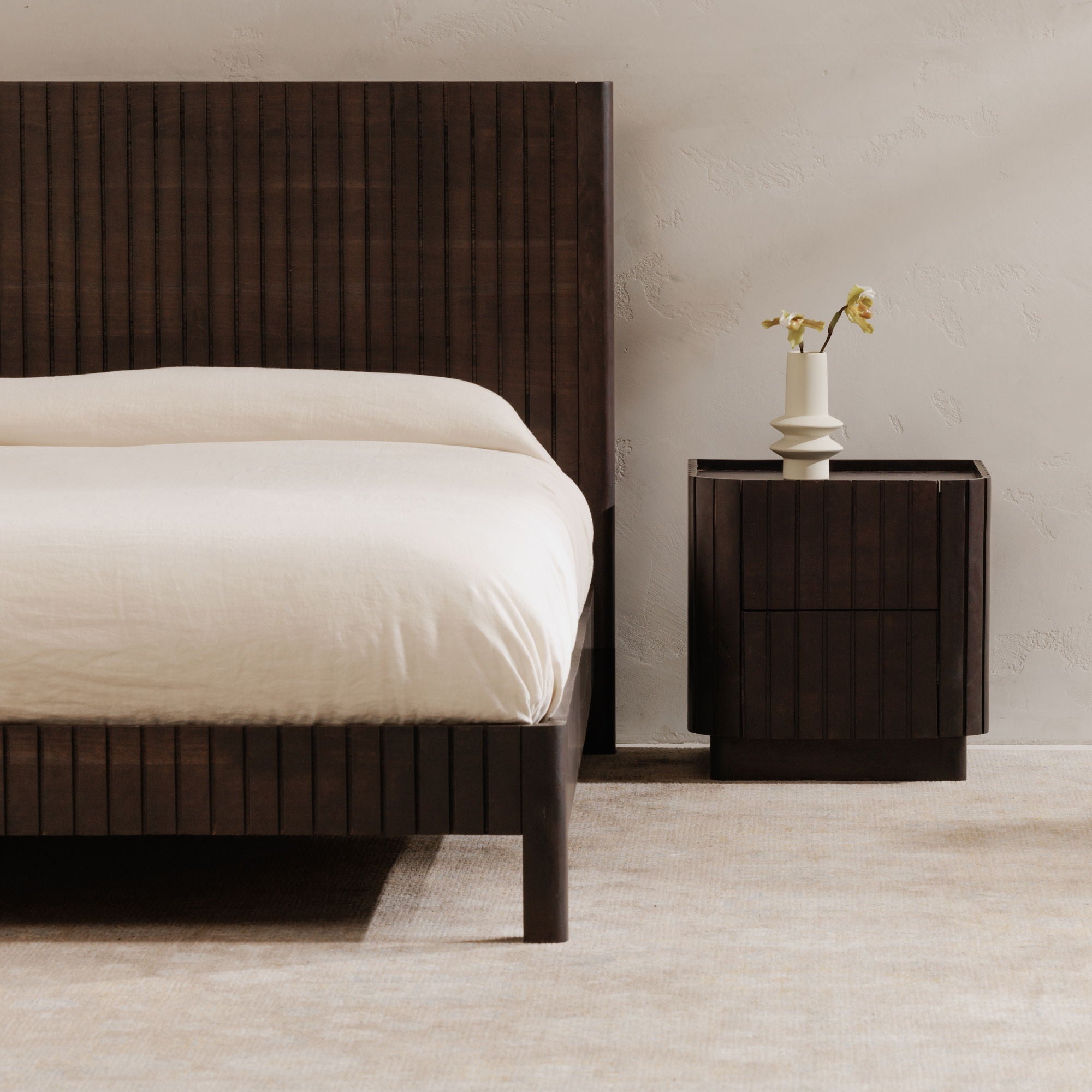 Povera - Nightstand - Black
