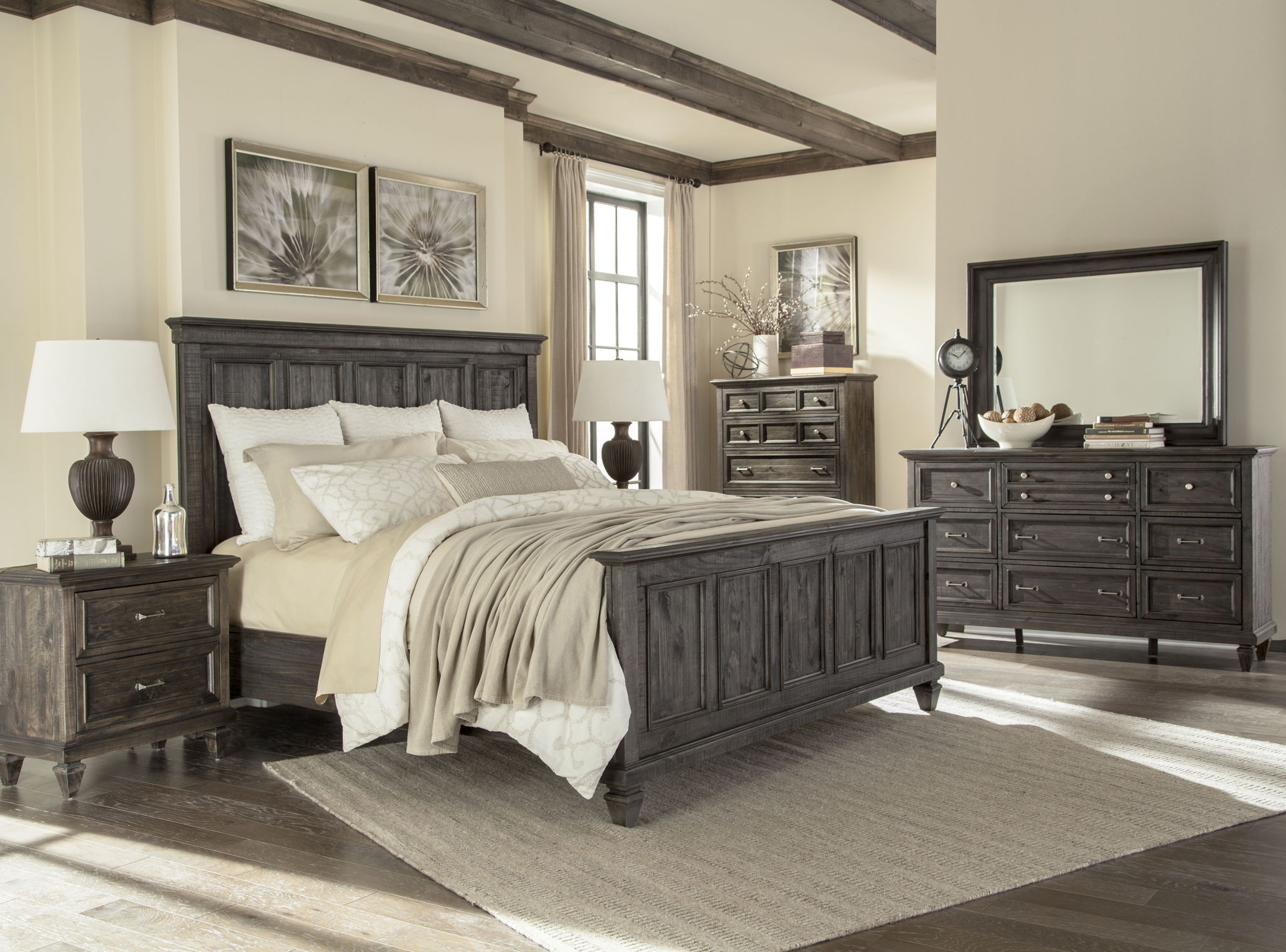 Calistoga - Gentleman's Chest - Weathered Charcoal