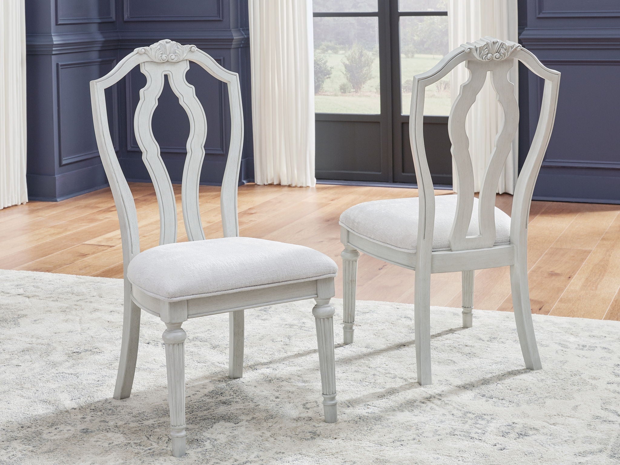 Montelaine - Dining Room Extension Table Set
