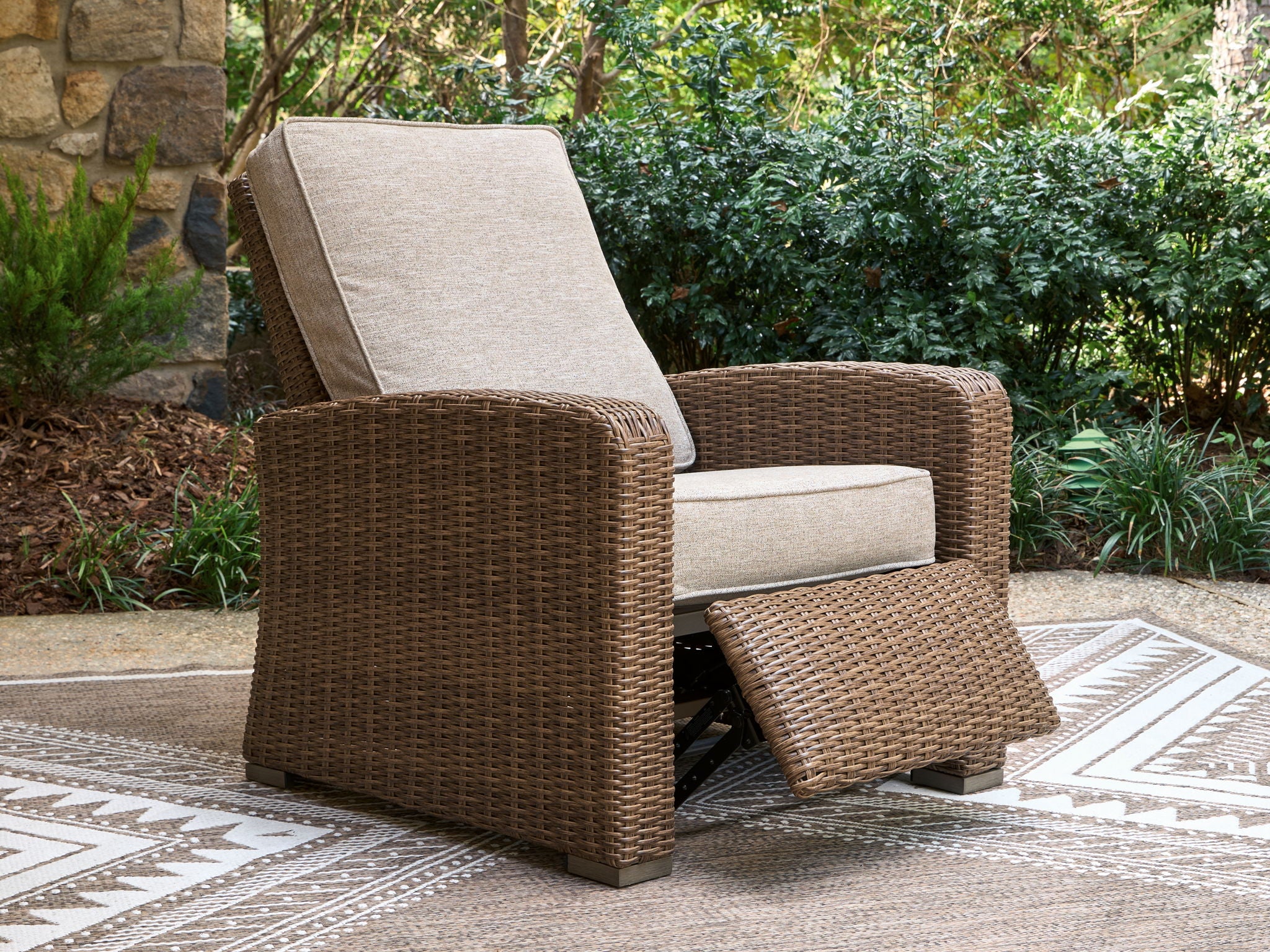 Laguna Heights - Recliner - Beige