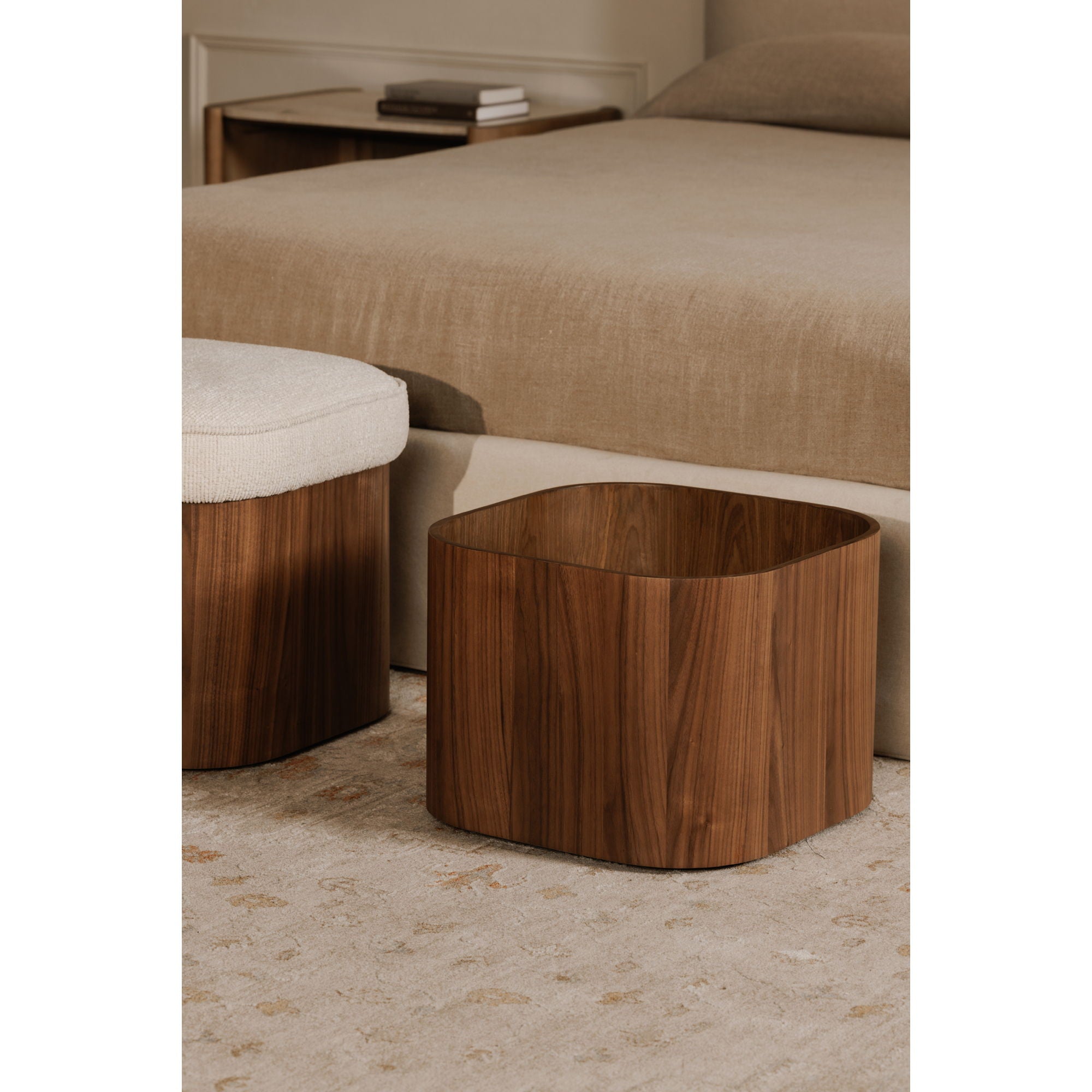 Sonny - Stool - Walnut