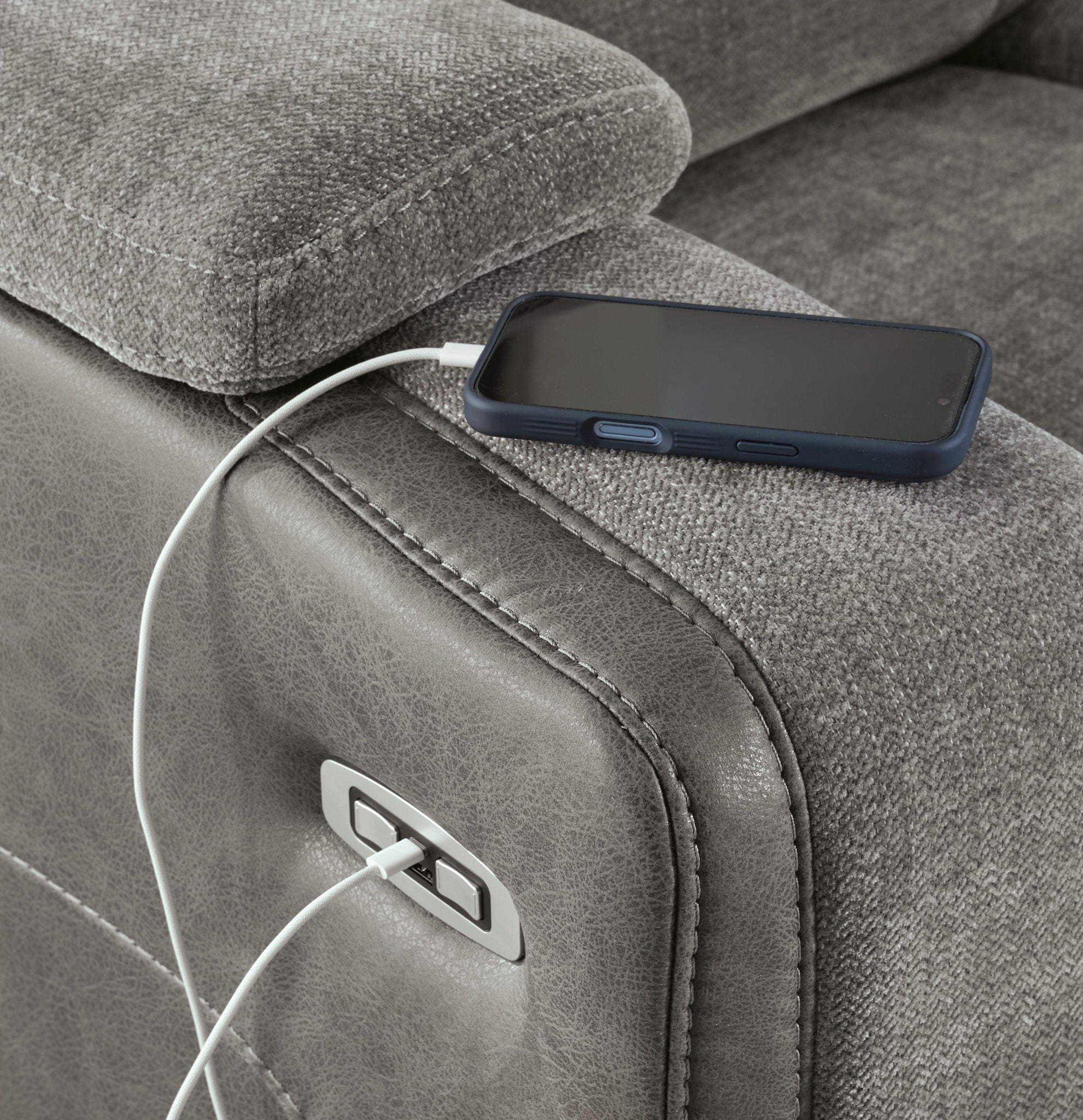 Mixed Motion - Power Reclining Sofa With Adjustable Headrest