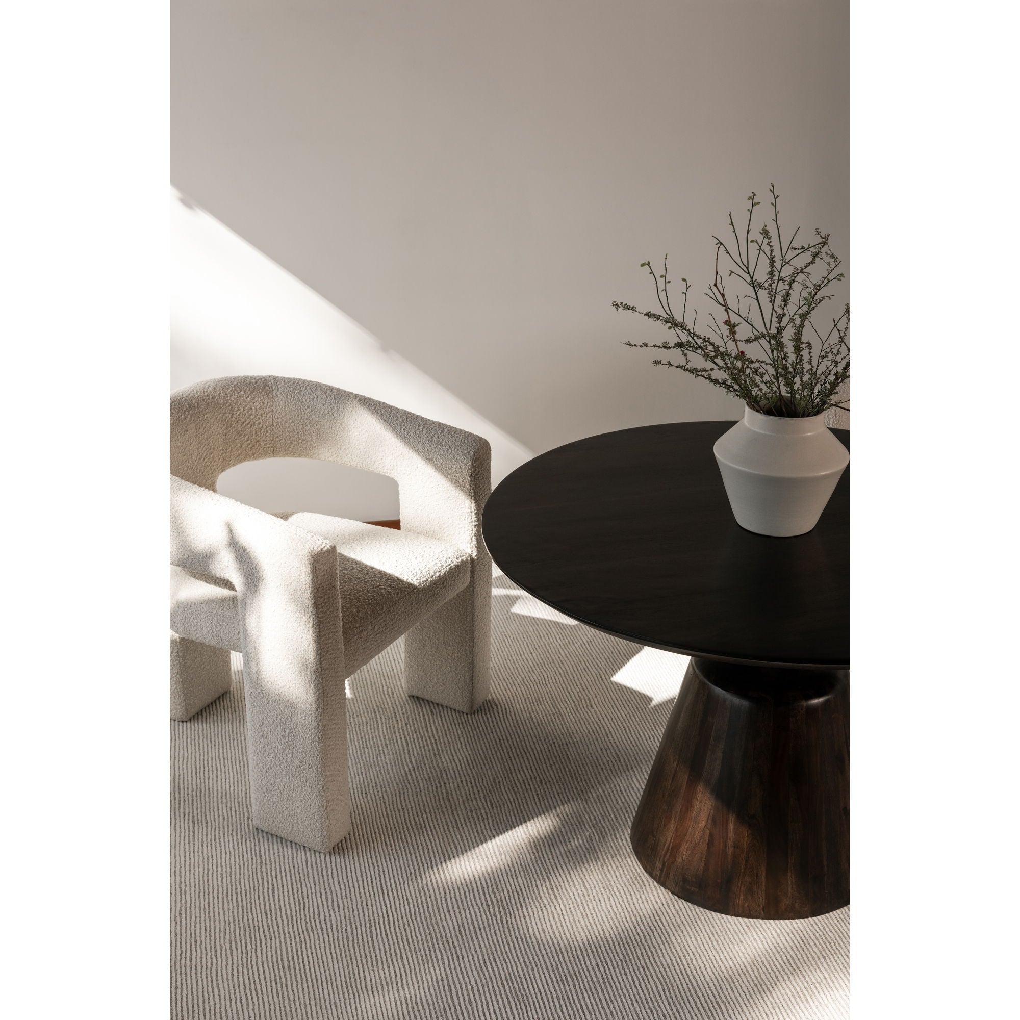 Elo - Occasional Chair - White