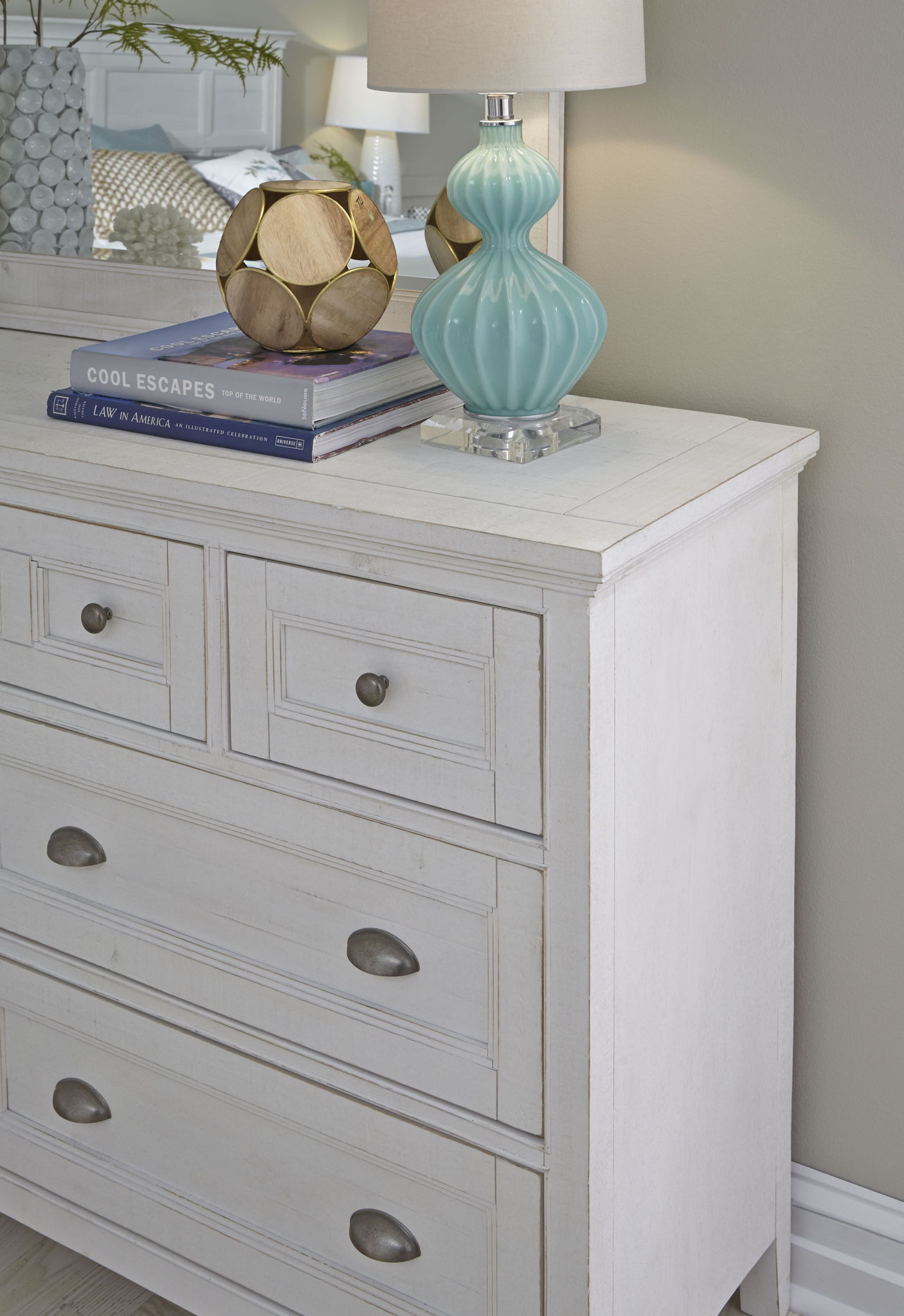 Heron Cove - Drawer Dresser