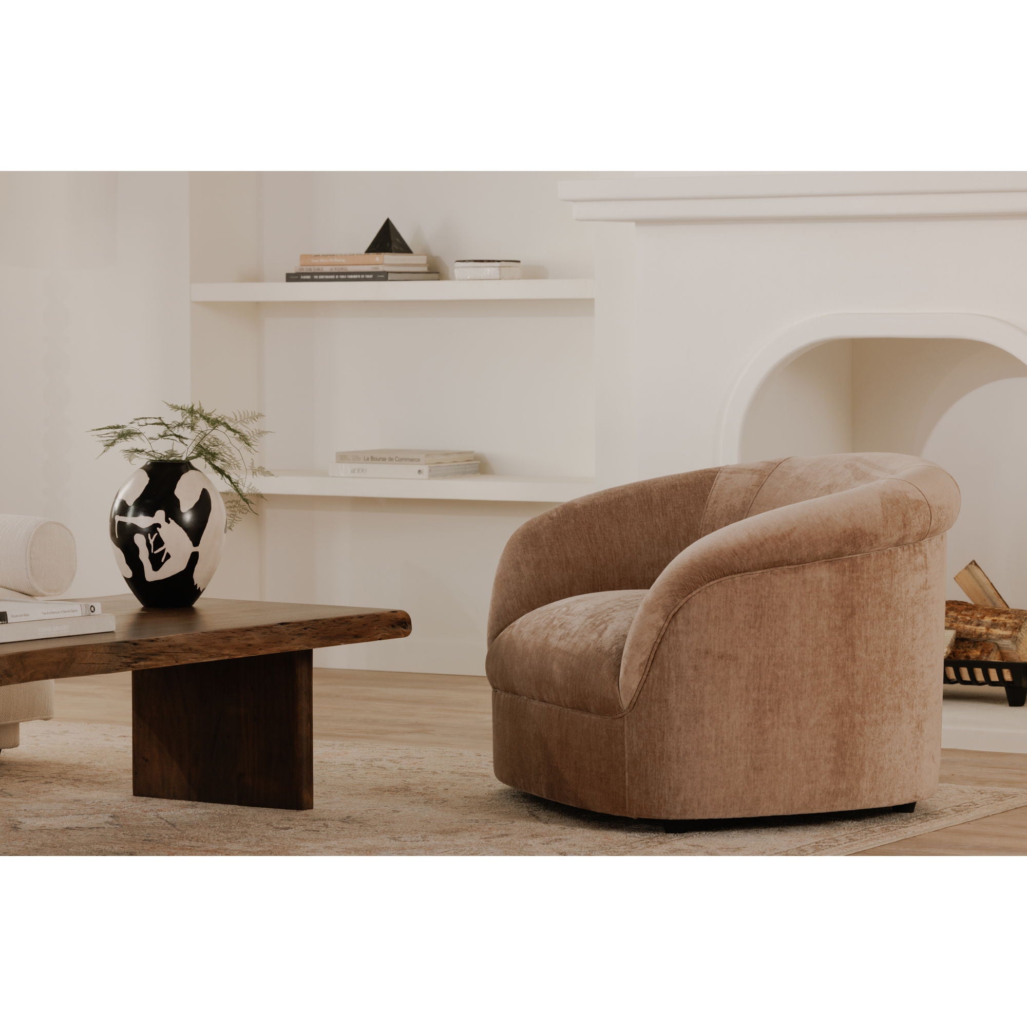 Thora - Lounge Chair - Pink