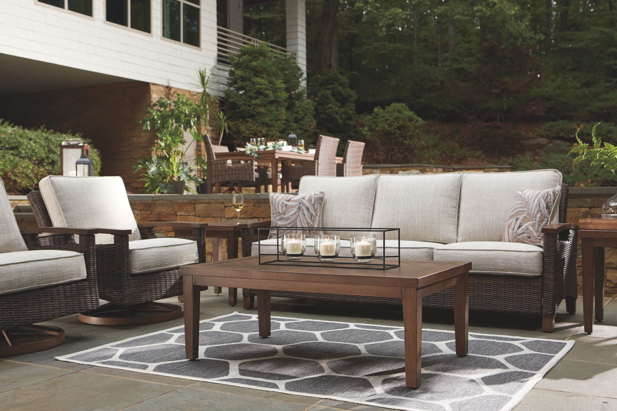 Paradise Trail - Sofa with Cushion - Medium Brown