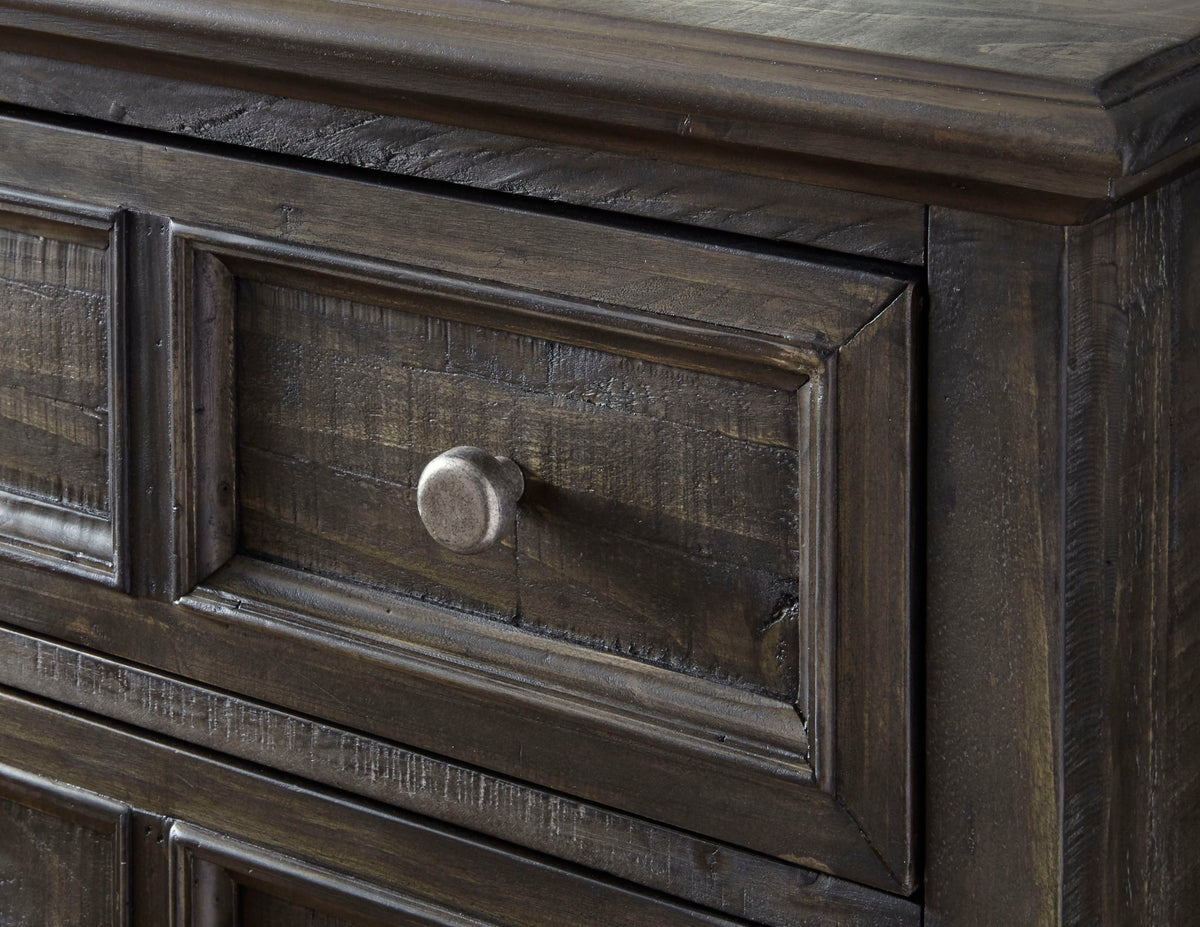 Calistoga - 5 Drawer Chest - Weathered Charcoal