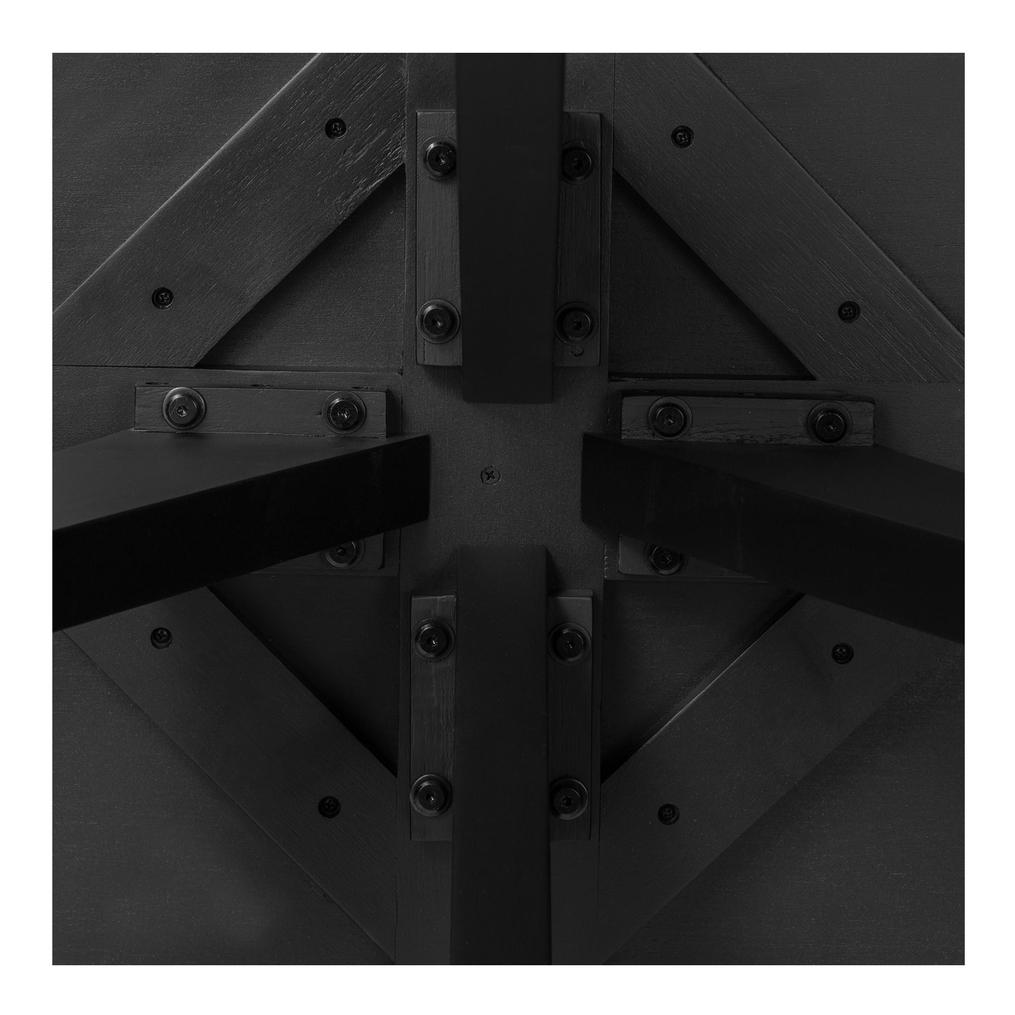 Parq - Round Dining Table - Black