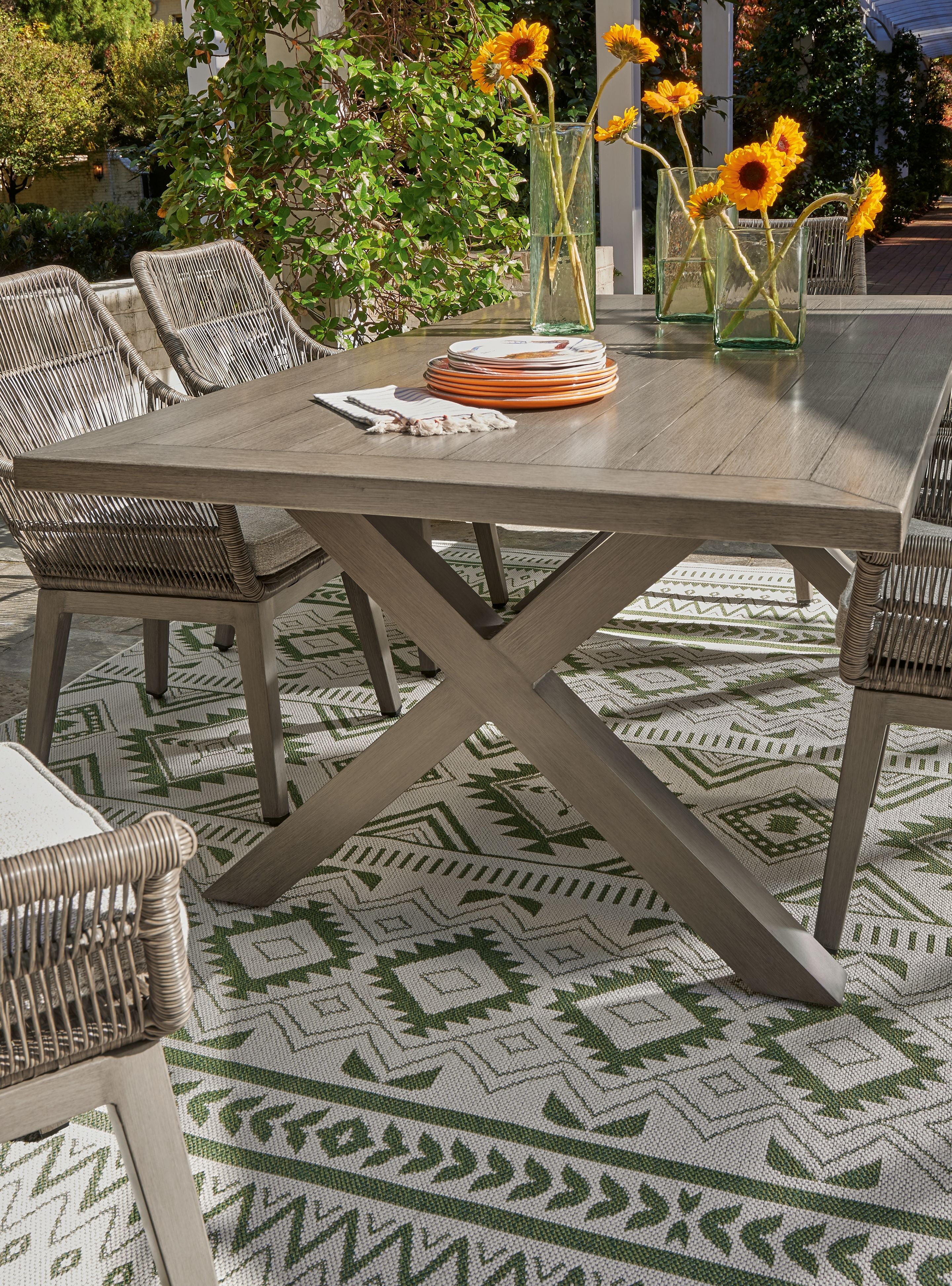 Beach Front - Outdoor Dining Set