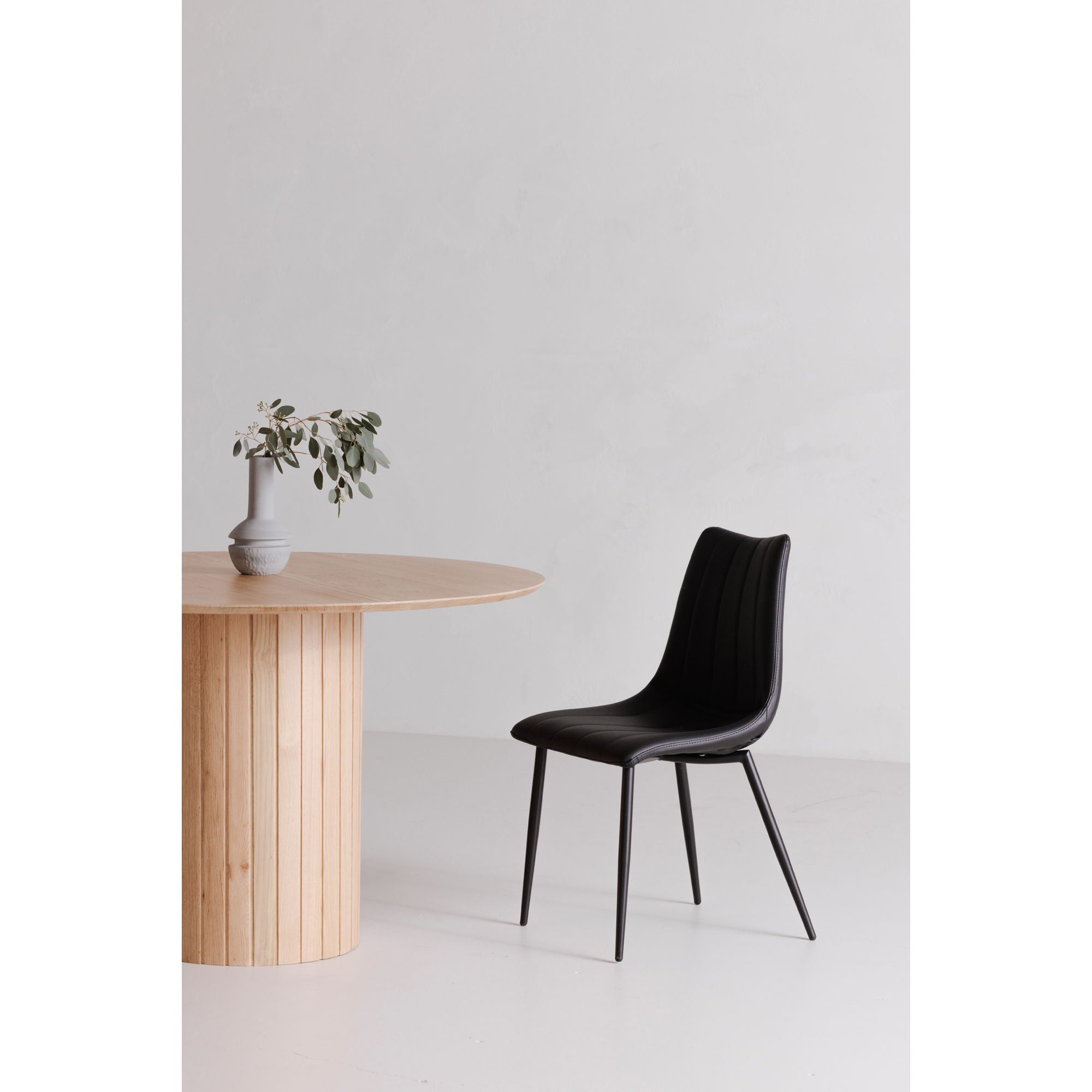 Alibi - Dining Chair (Set of 2) - Matte Black