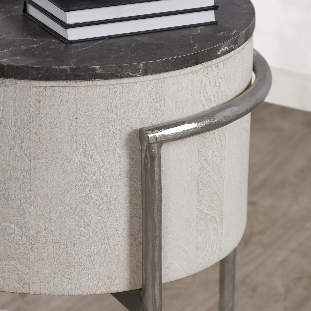 Honor - Solid Wood Round Table
