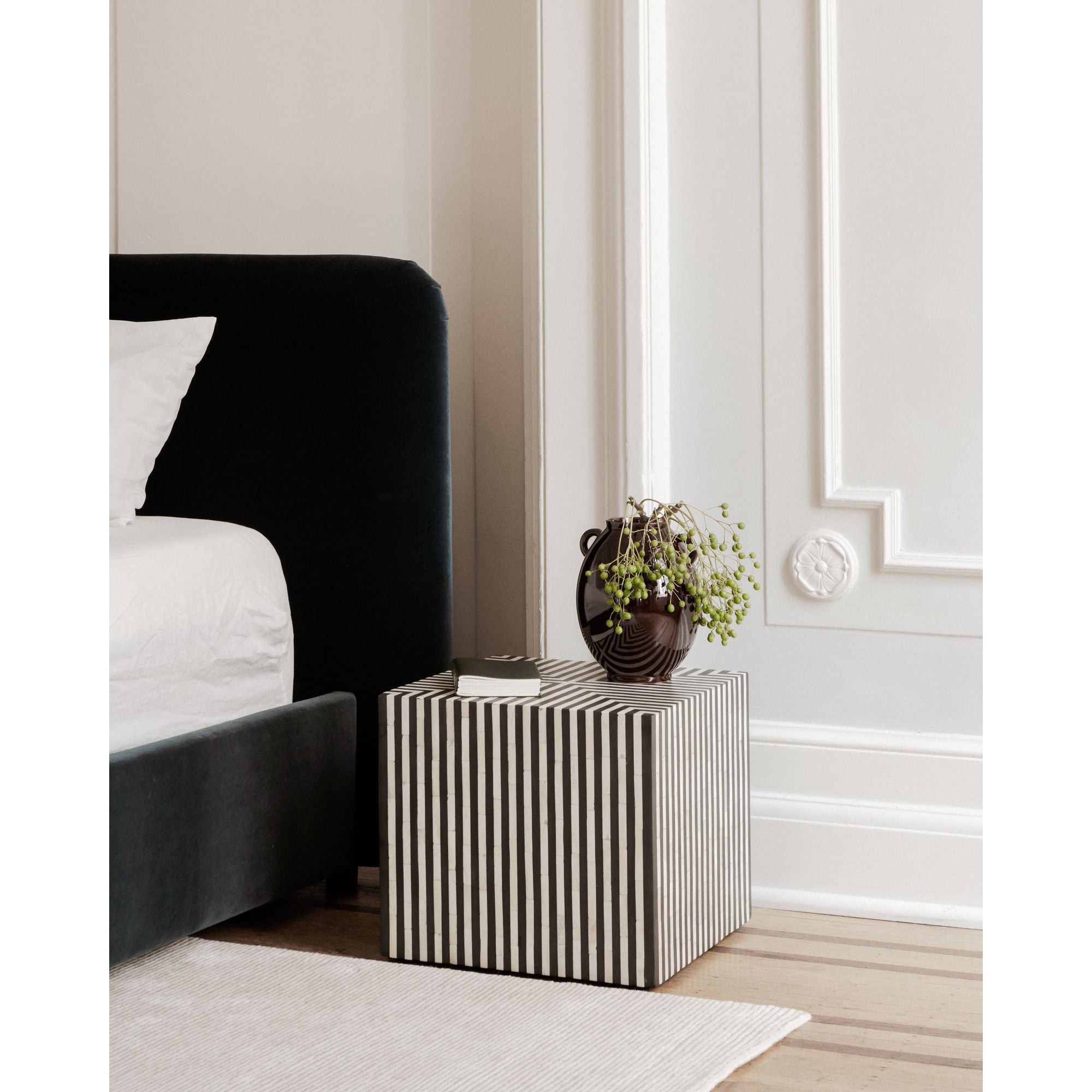 Terning - Side Table - Black
