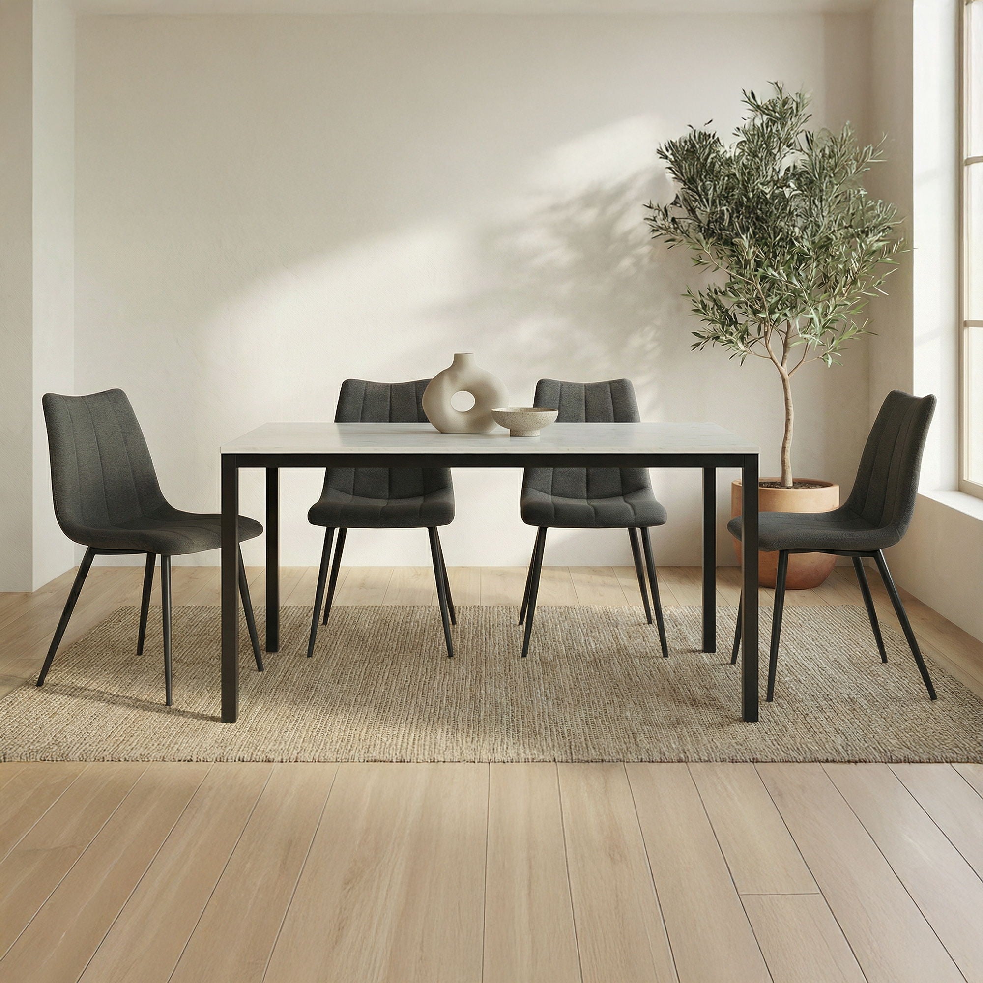 Parson - Small Marble Dining Table - Black
