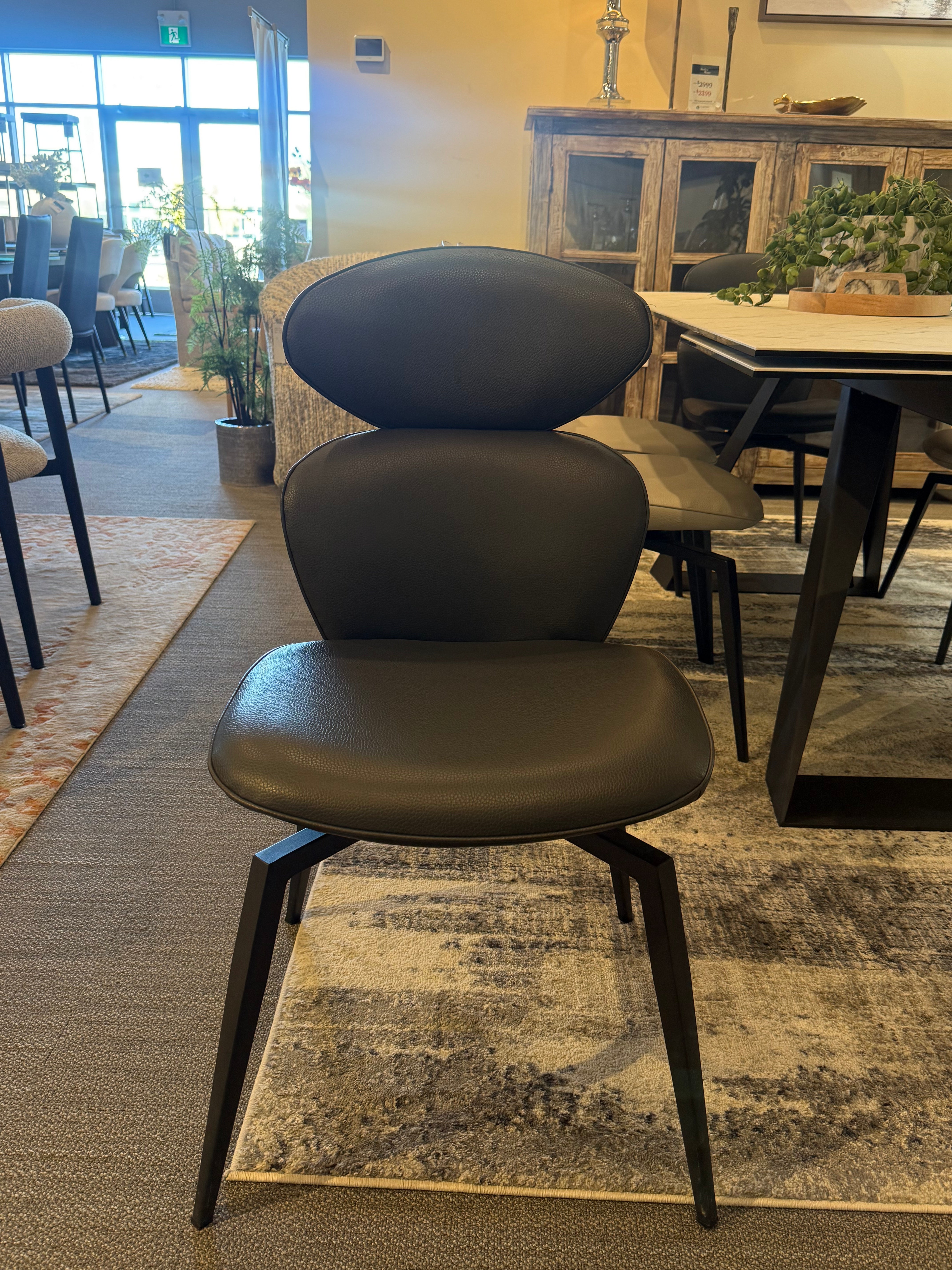 Bridge Dining Set