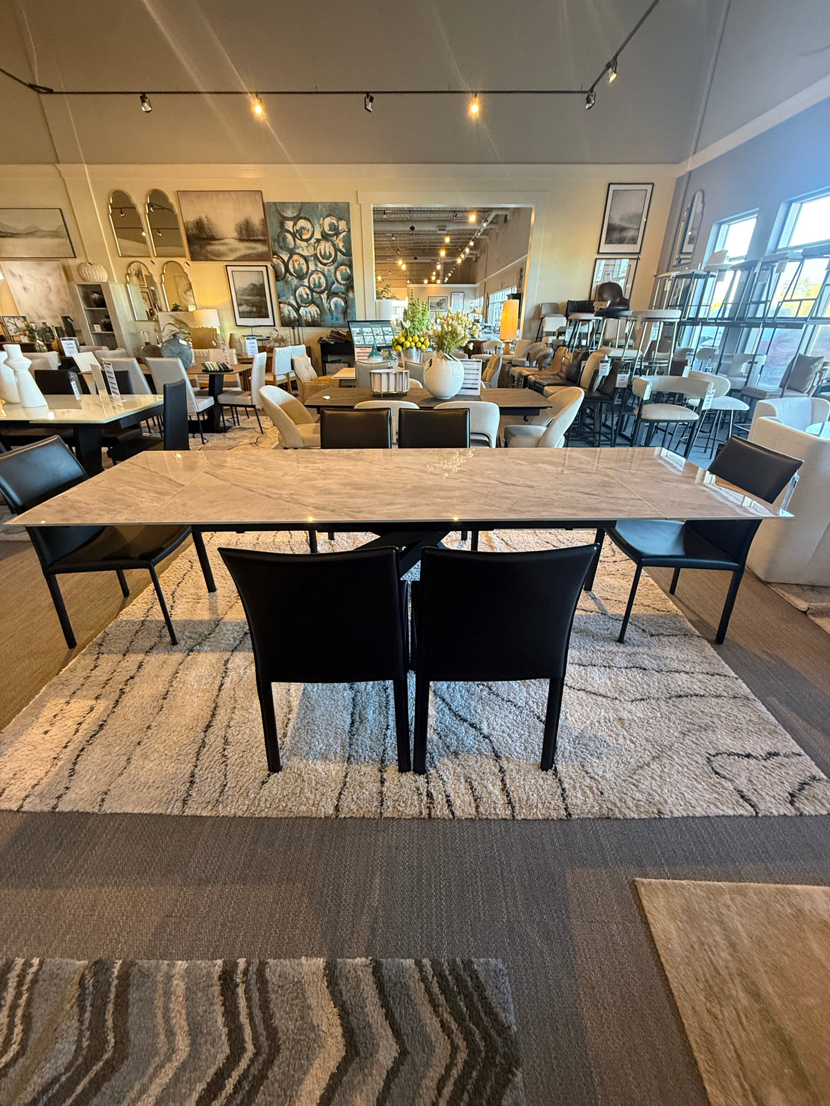 DT1022 Dining Set