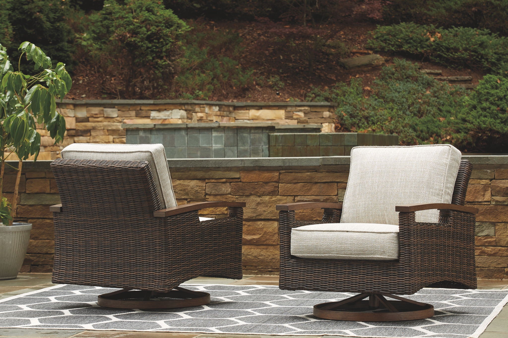 Paradise Trail - Swivel Lounge Chair (Set of 2) - Medium Brown