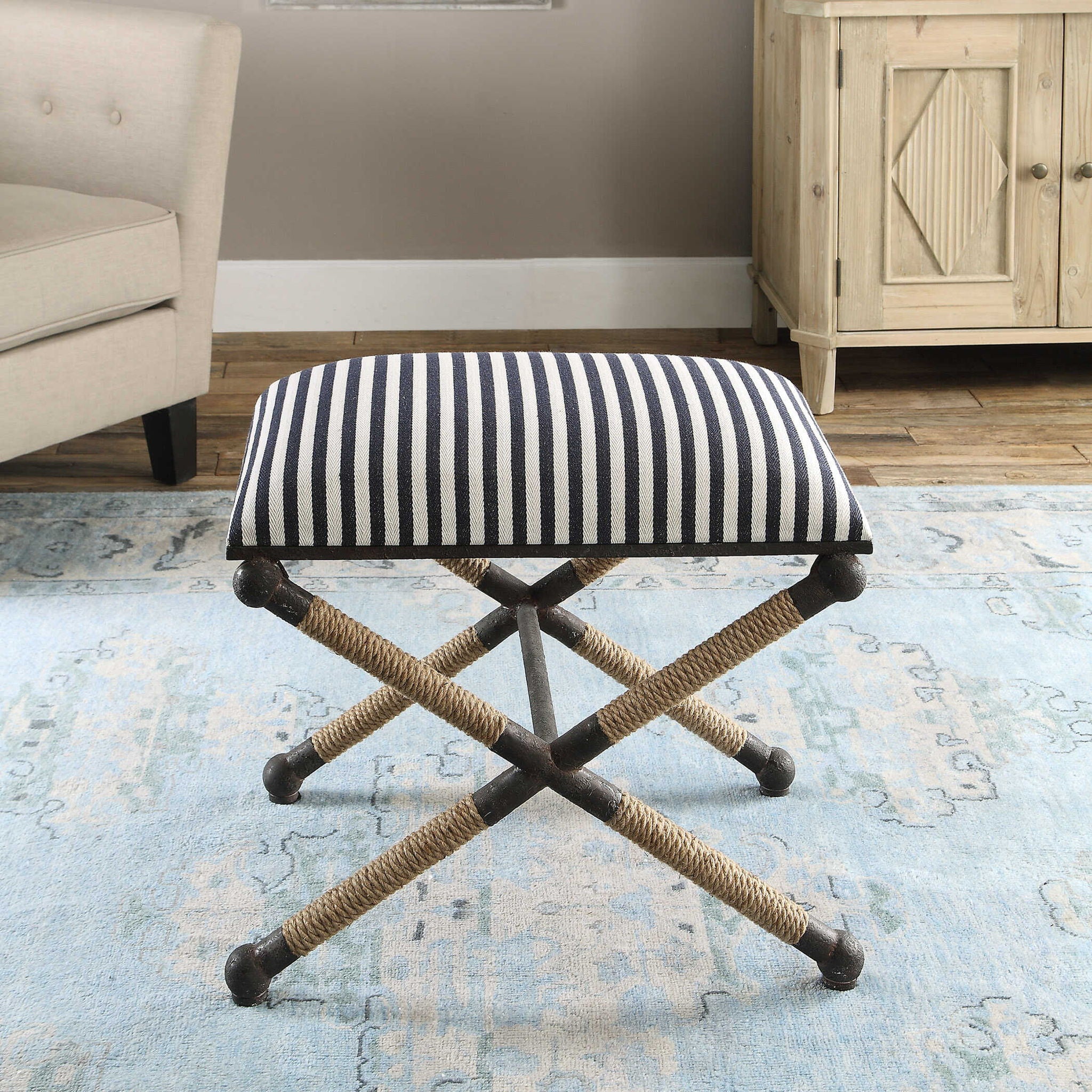 Braddock - Small Bench - Black