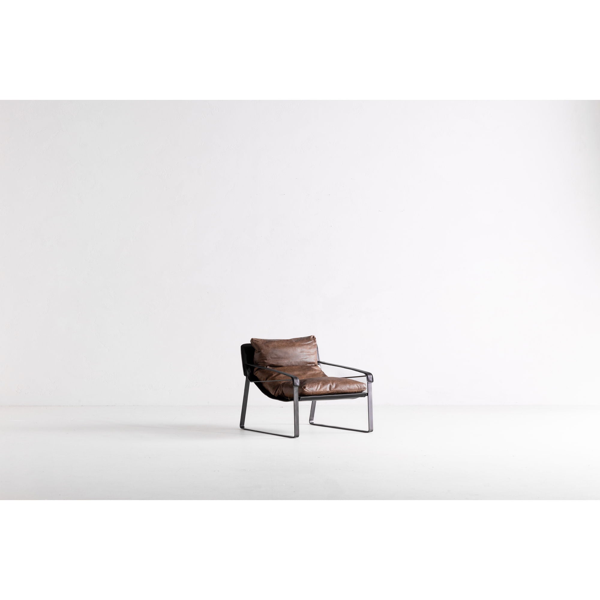 Connor - Club Chair - Light Brown
