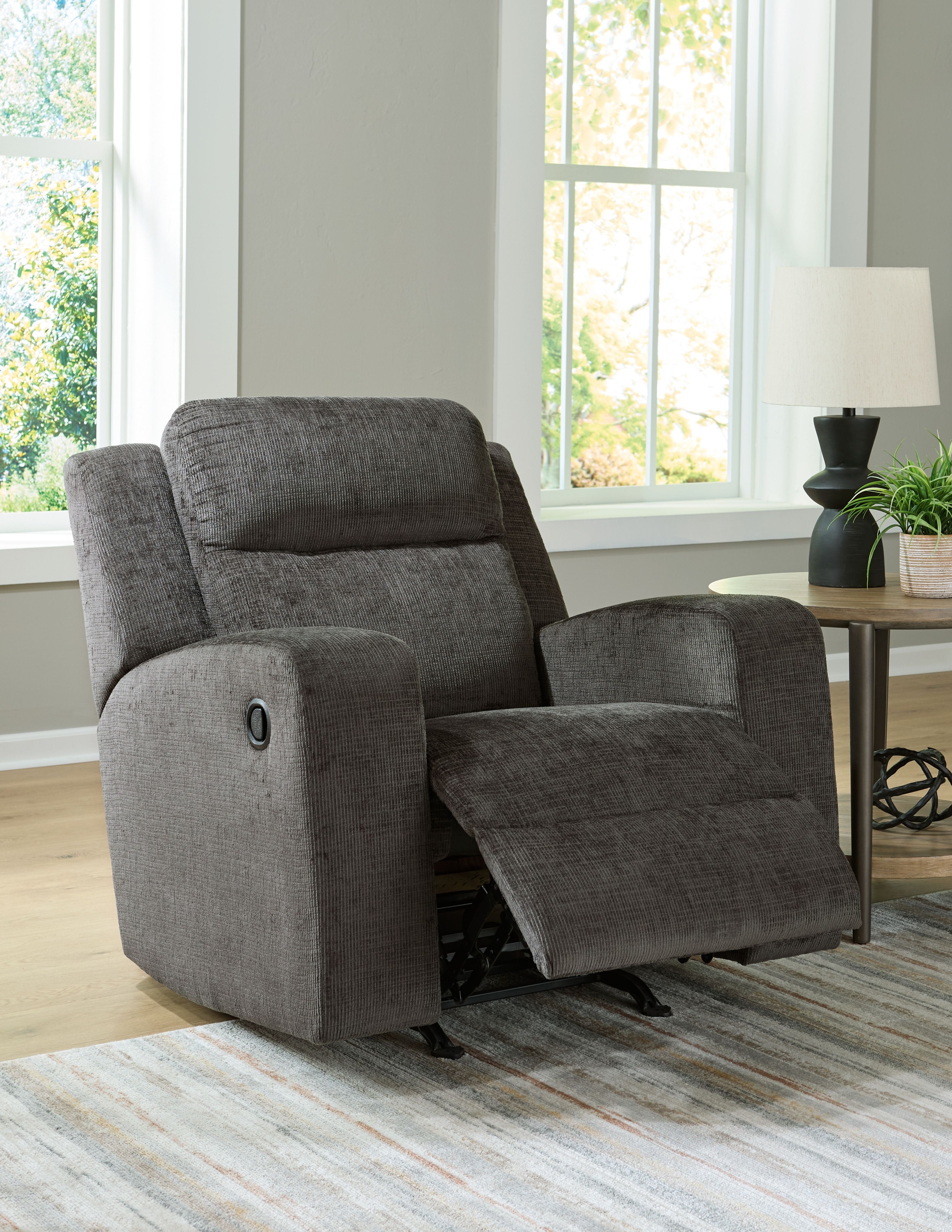 Kanlow - Dusk - Rocker Recliner - Fabric