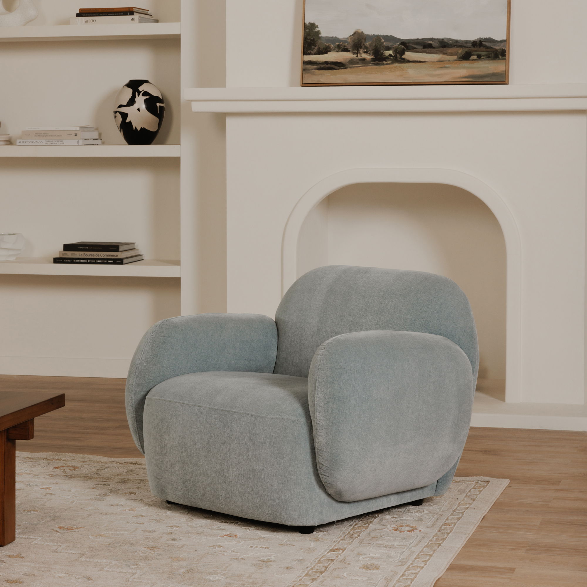 Hazel - Lounge Chair - Light Blue