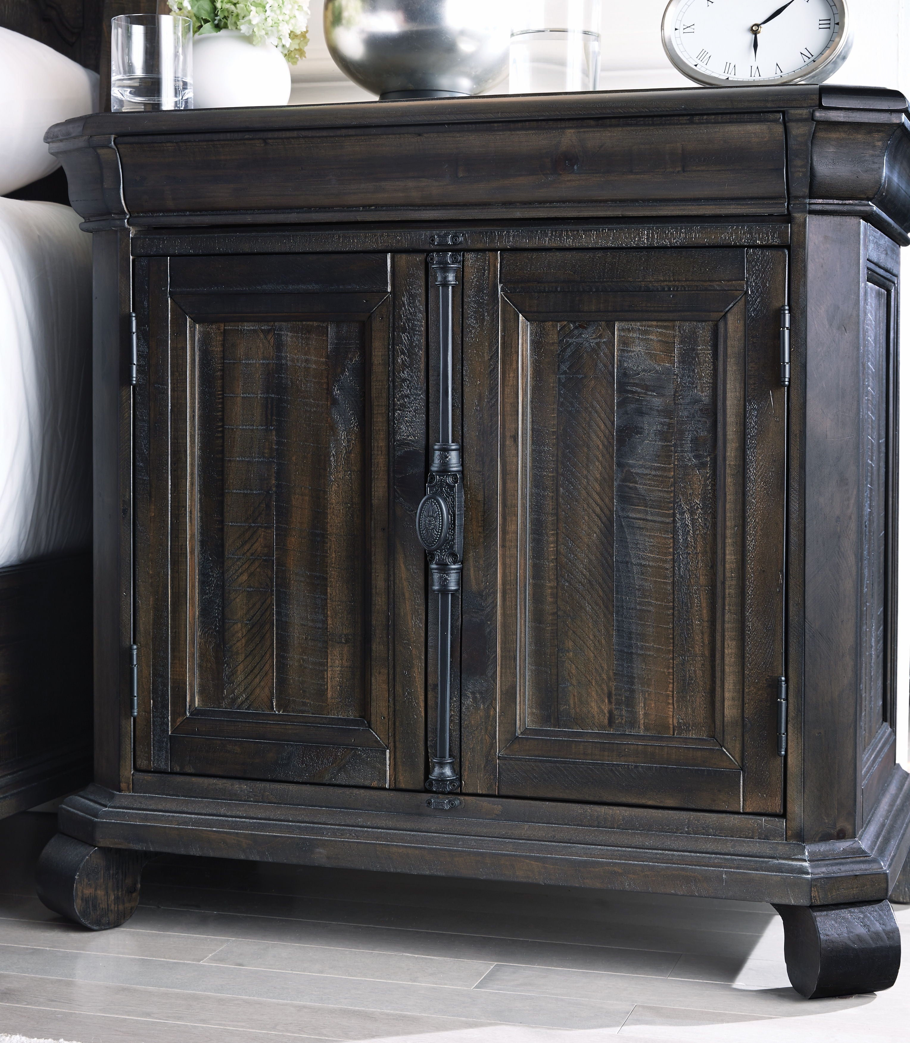 Bellamy - Bachelor Chest - Peppercorn