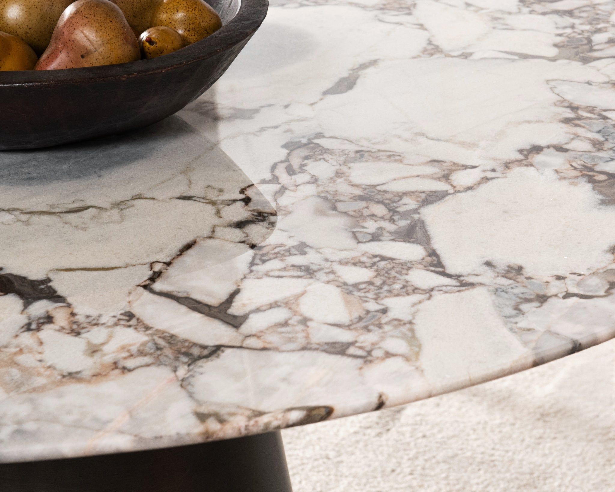 Bellina - Marble Round Dining Table - Cedar Brown/ Black