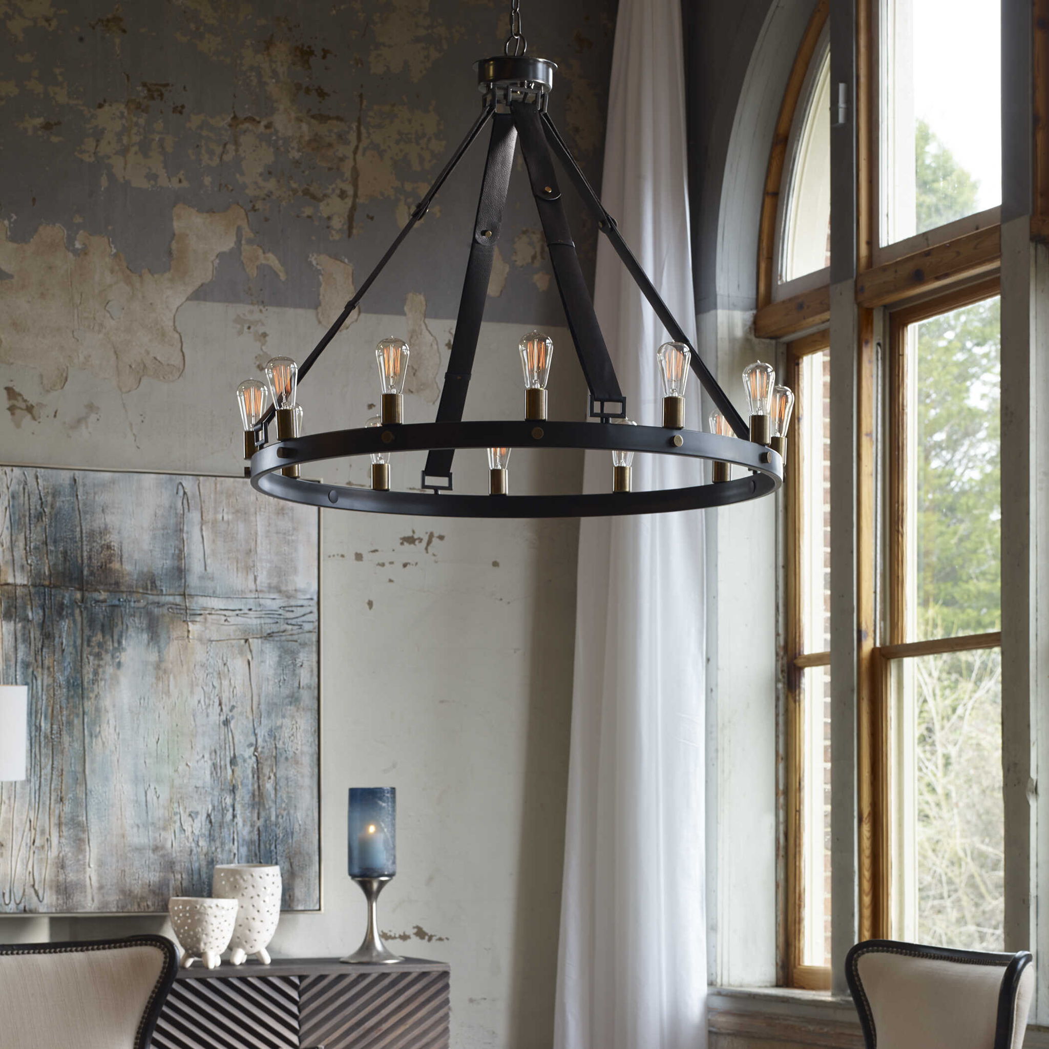 Marlow - 12 Light Circle Chandelier - Black
