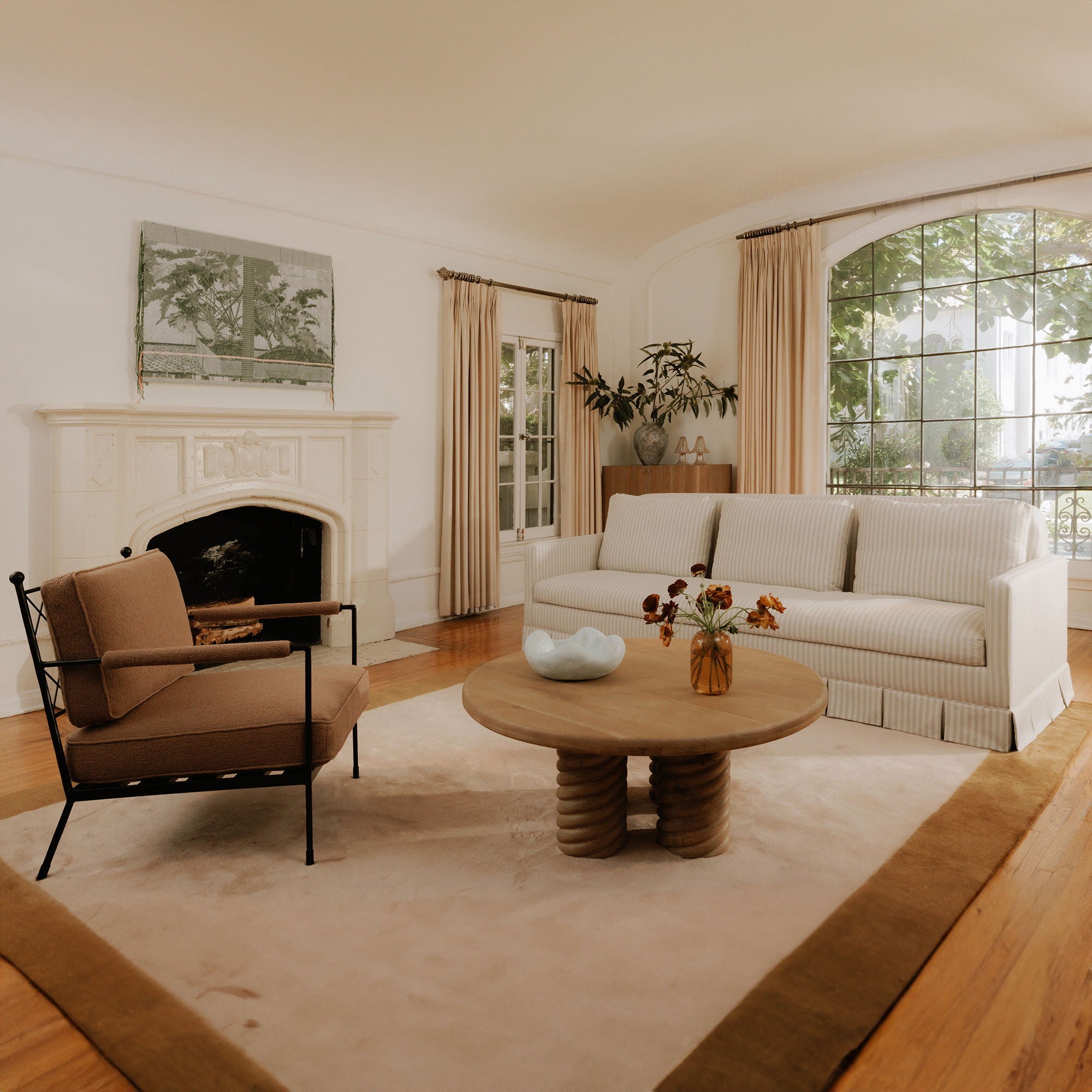 Vecchia - Accent Chair - Terracotta